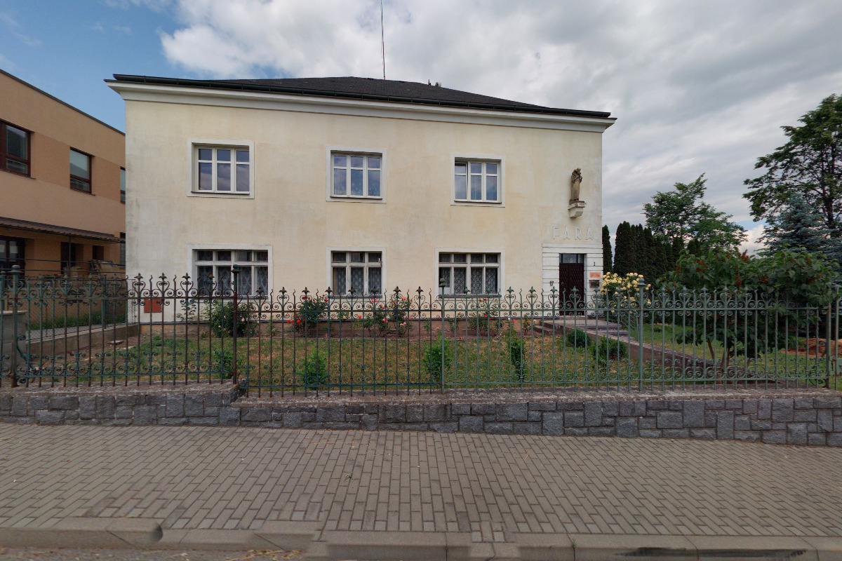 Římskokatolická farnost Voděrady