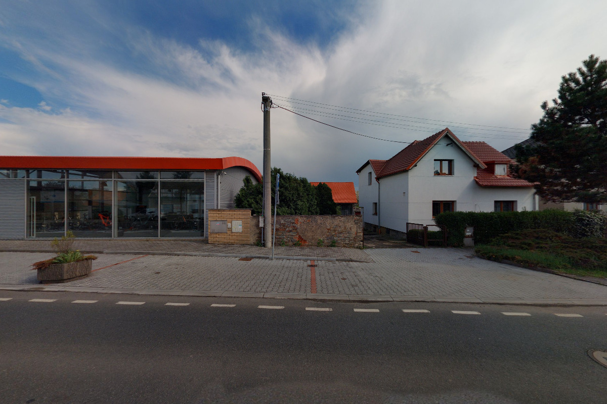 Servis nákladních vozů AUTO CHLÁDEK s.r.o. foto 2