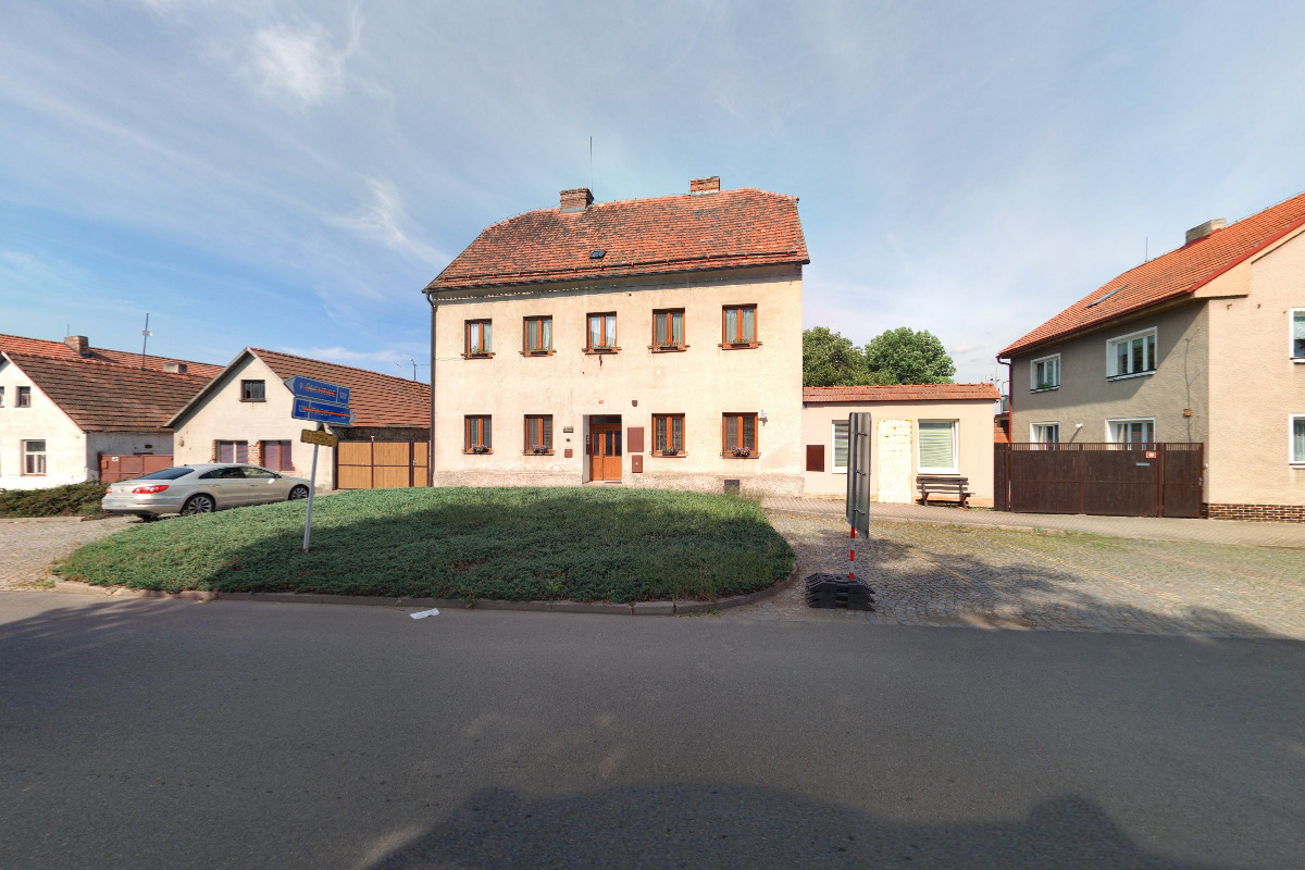 Římskokatolická farnost Lukavec foto 2