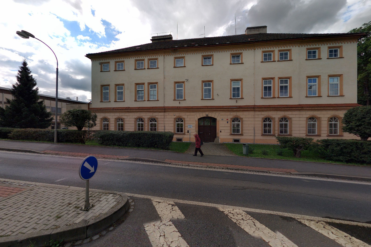 Vyšší odborná škola, Obchodní akademie, Střední zdravotnická škola a Jazyková škola s právem státní jazykové zkoušky Klatovy - domov mládeže