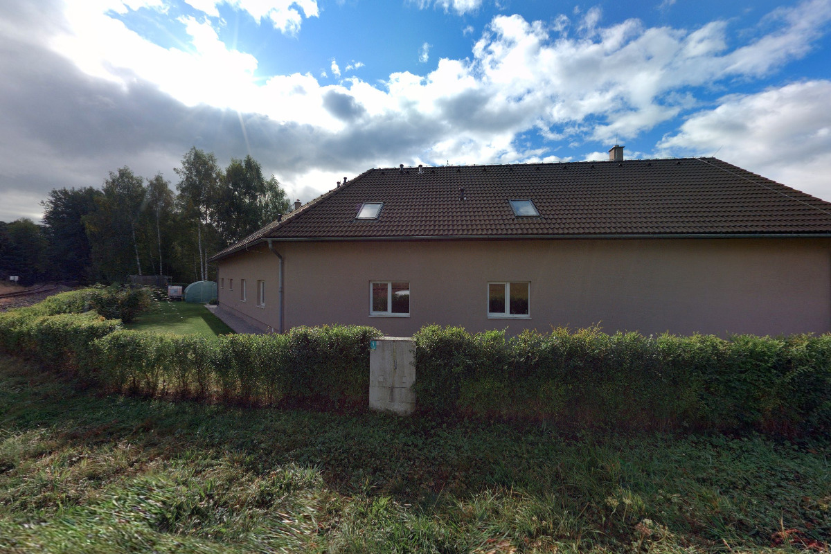 AUTOSLUŽBA & AUTOPŮJČOVNA Jan JIROUŠ foto 2