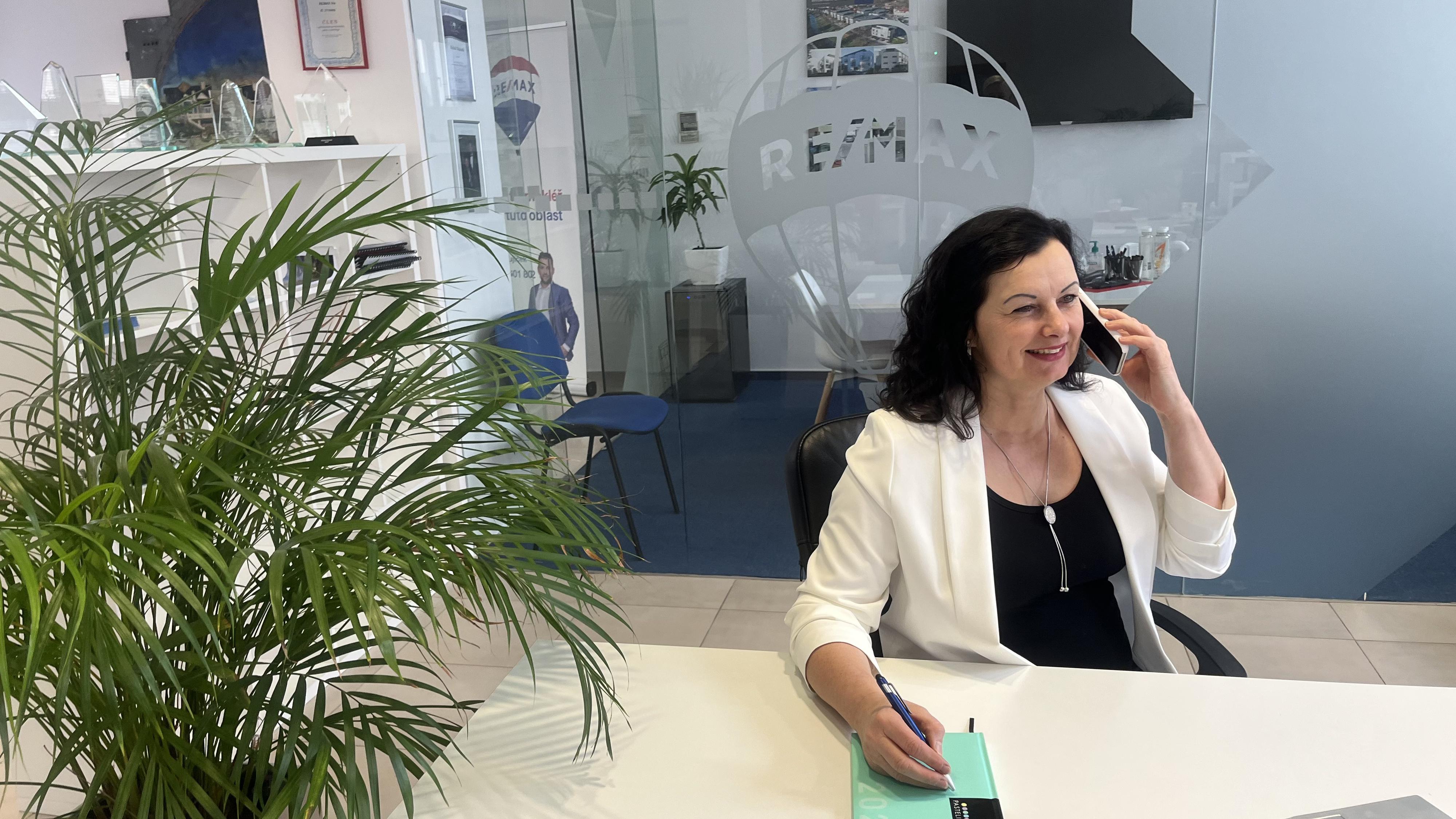 RE/MAX Via foto 5