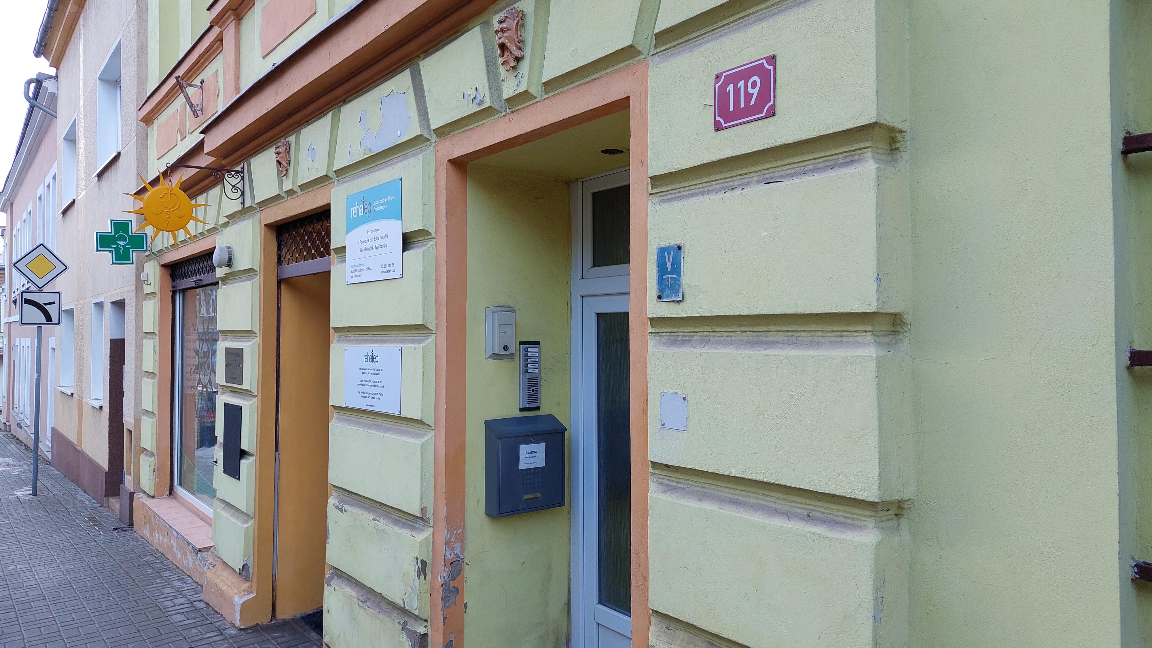 Lékárna U zlatého slunce foto 1