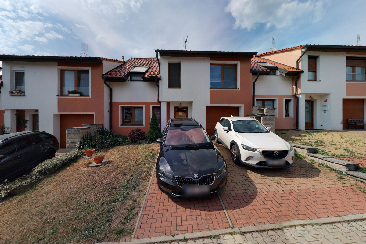 BONITA BEAUTY STUDIO