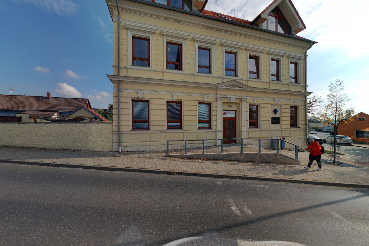 ZŠ Ovčáry foto 2