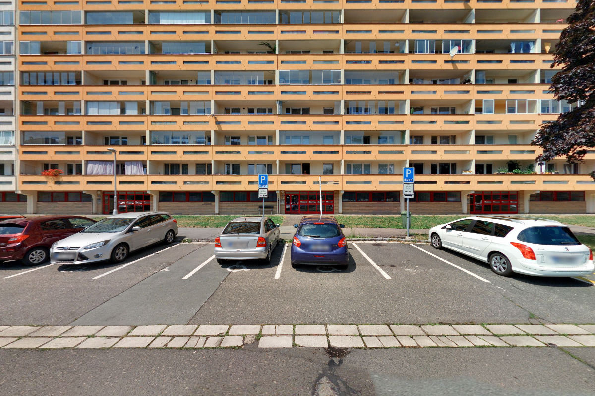 PhDr. Miriam Hrabinská