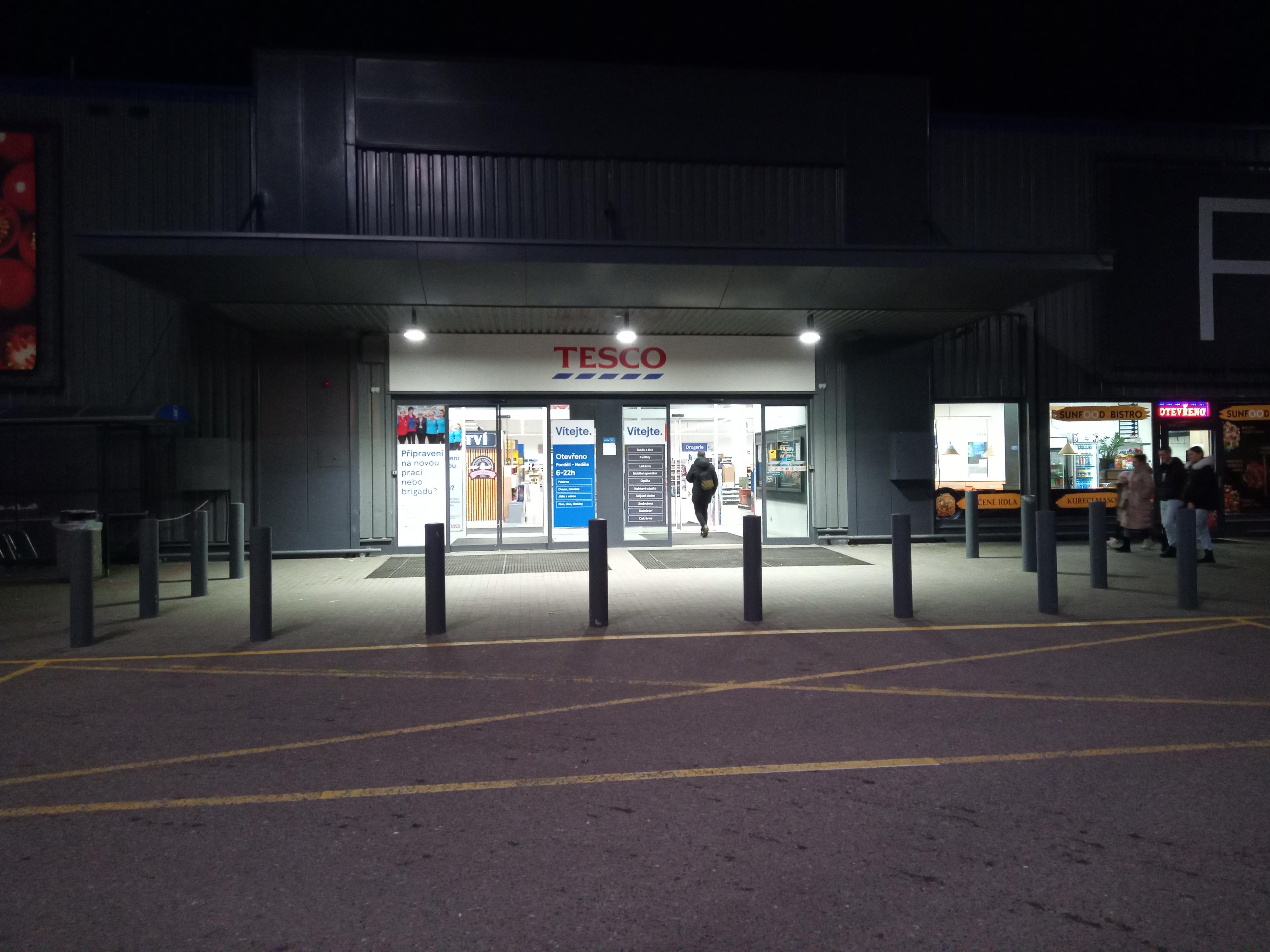 Tesco foto 4