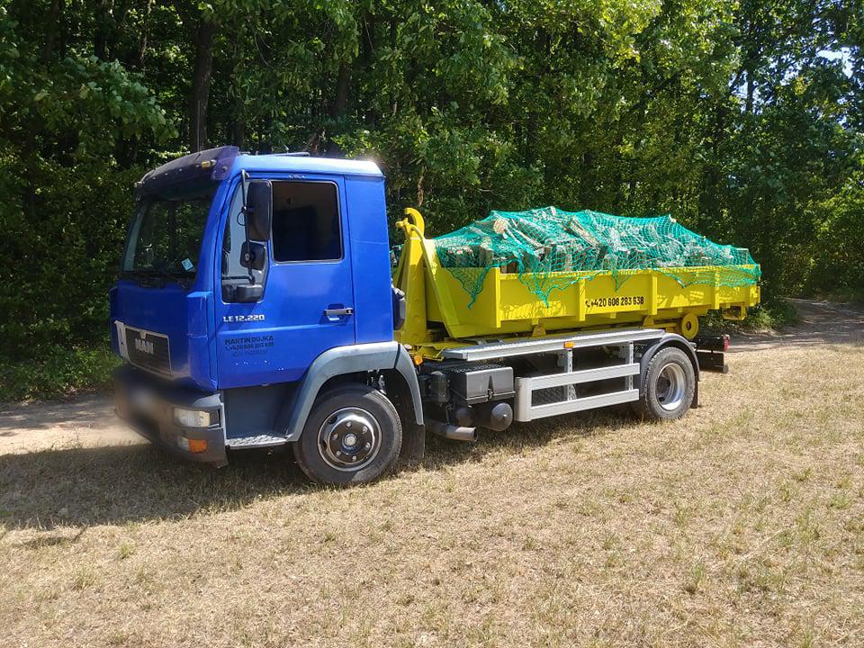 Martin Dujka - Kontejnerová doprava Zádveřice