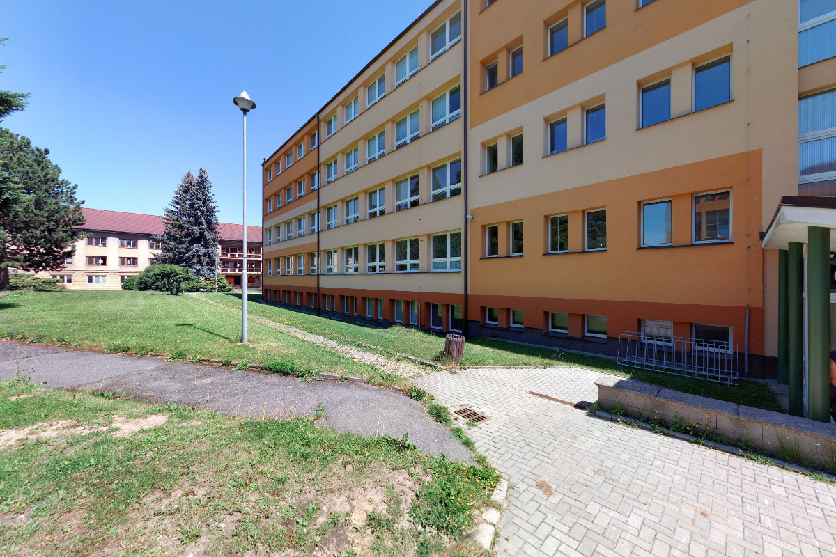 ZŠ Žďár nad Sázavou, Komenského foto 2