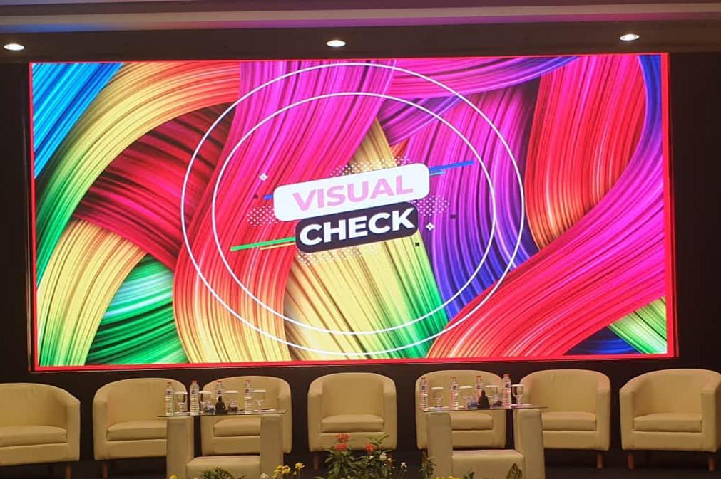 Pronájem projekční techniky