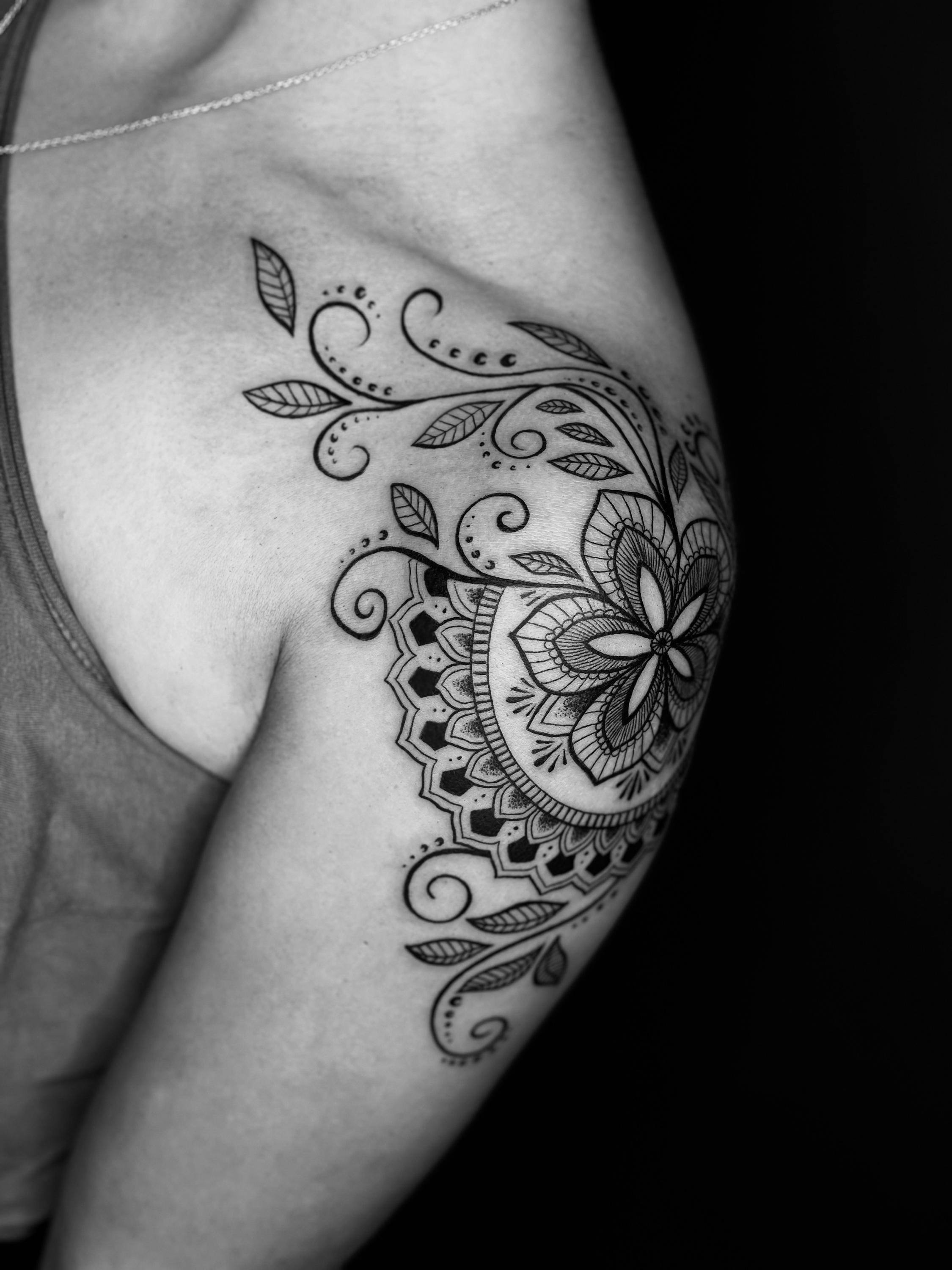 Black Bones TATTOO & PIERCING foto 3