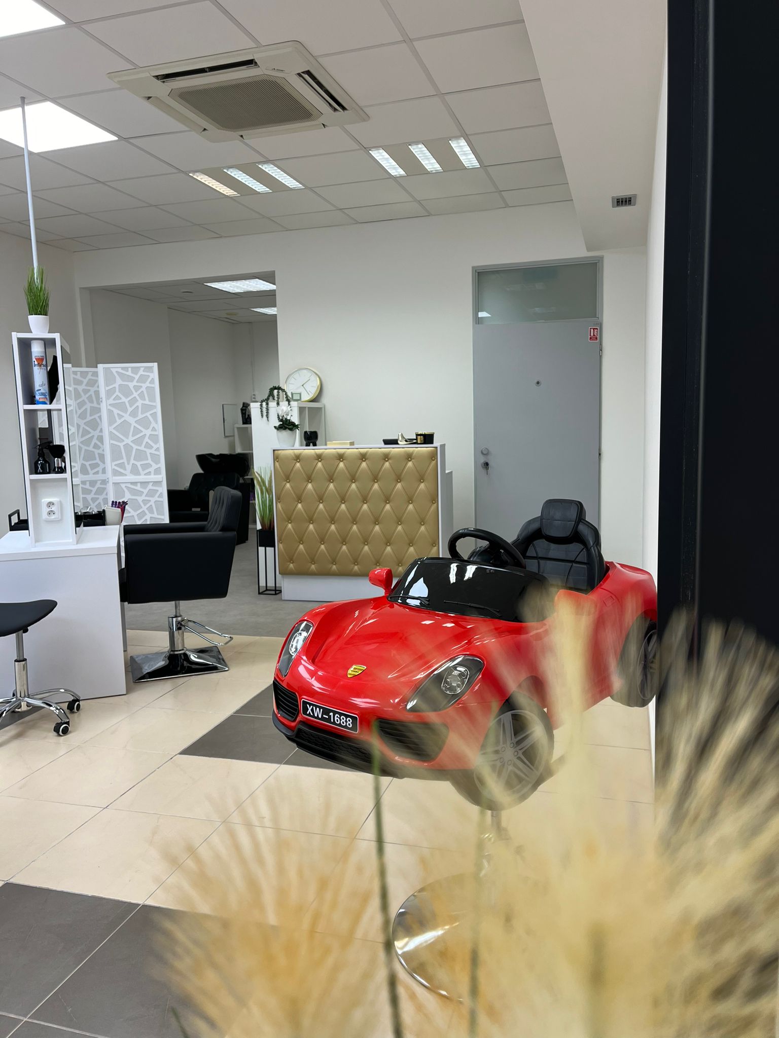 CUT&GO Kadeřnictví Brno Slatina foto 4