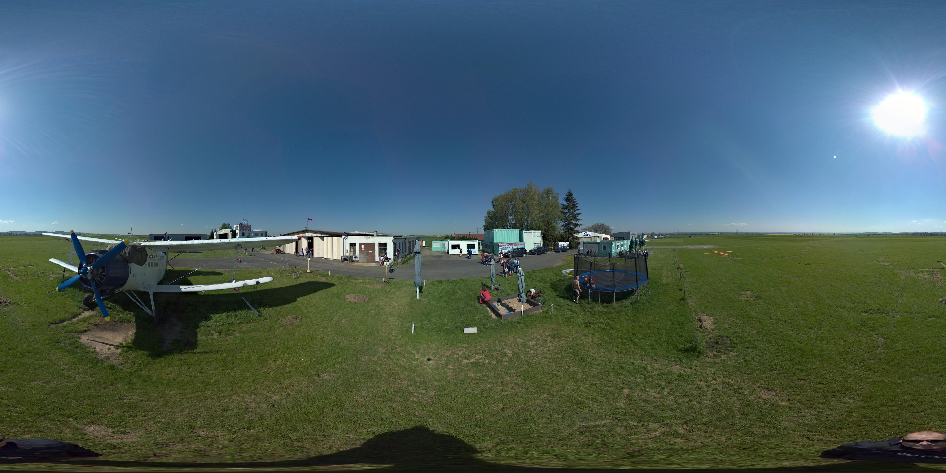 Aeroklub Kolín - letiště Kolín foto 6