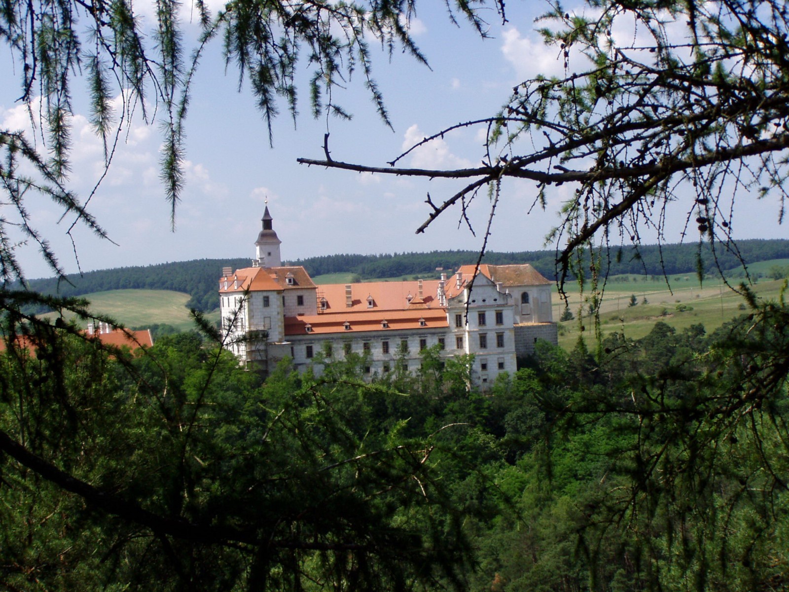 Starý zámek v Jevišovicích foto 2