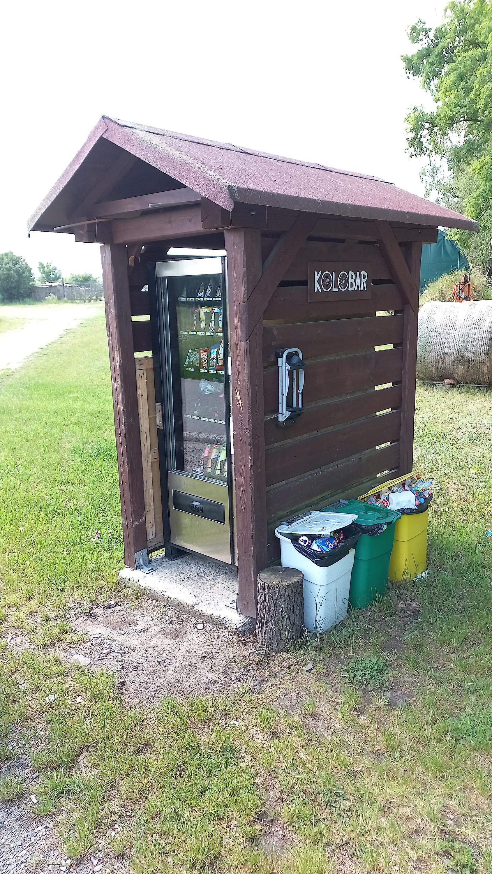 Automat s občerstvením Veselí