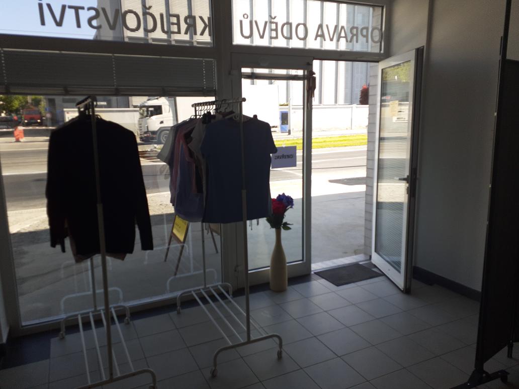 ALPROF s.r.o. - Oprava oděvů a záclon foto 2