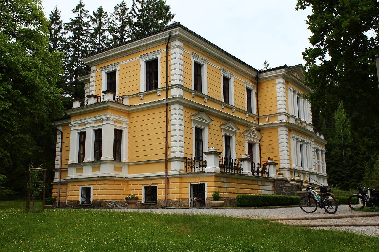 Památník Antonína Dvořáka ve Vysoké u Příbrami foto 6