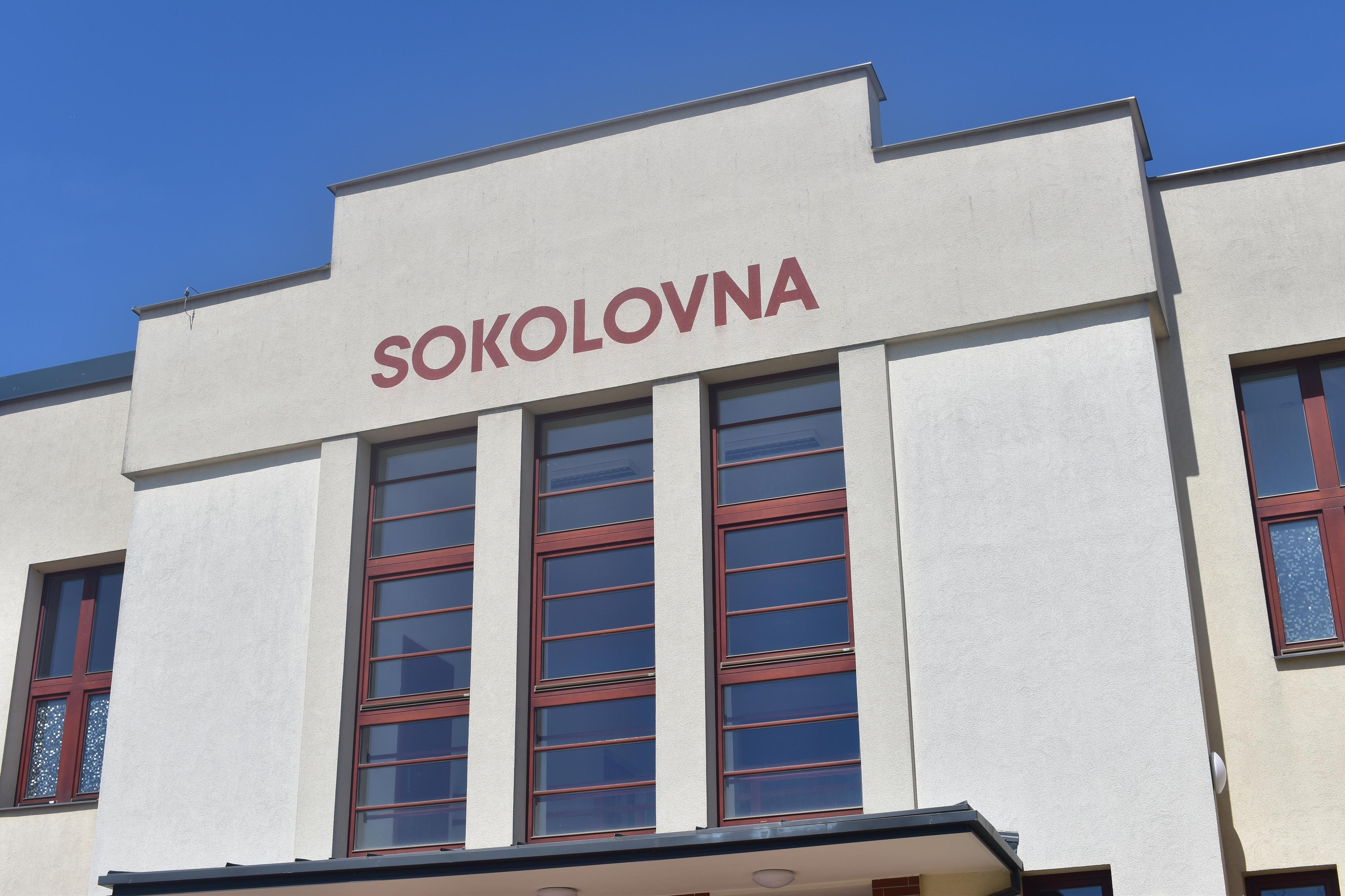 Sokolovna Hovorany