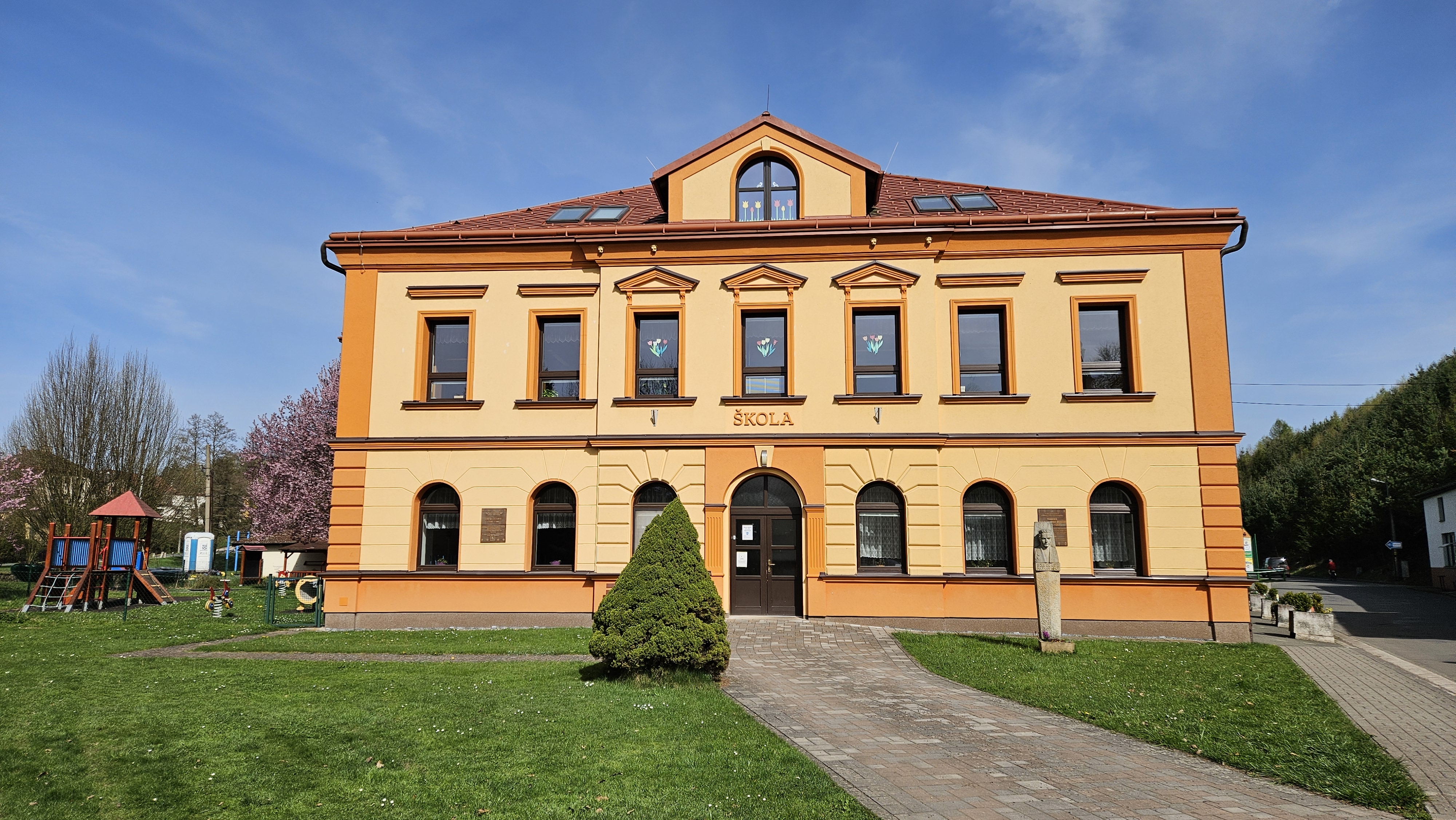 ZŠ a MŠ Havlovice nad Úpou foto 5