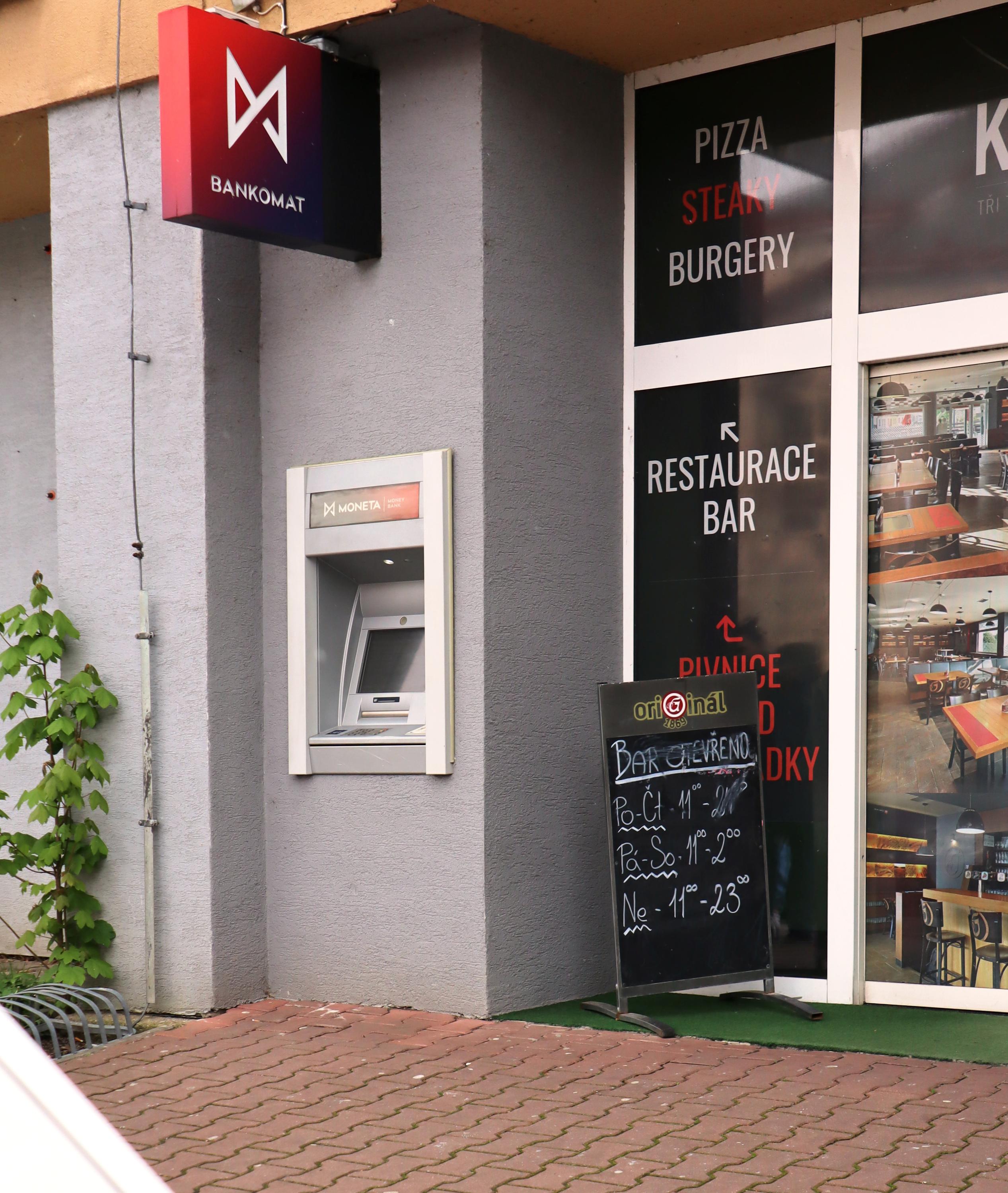 Bankomat MONETA Money Bank foto 2