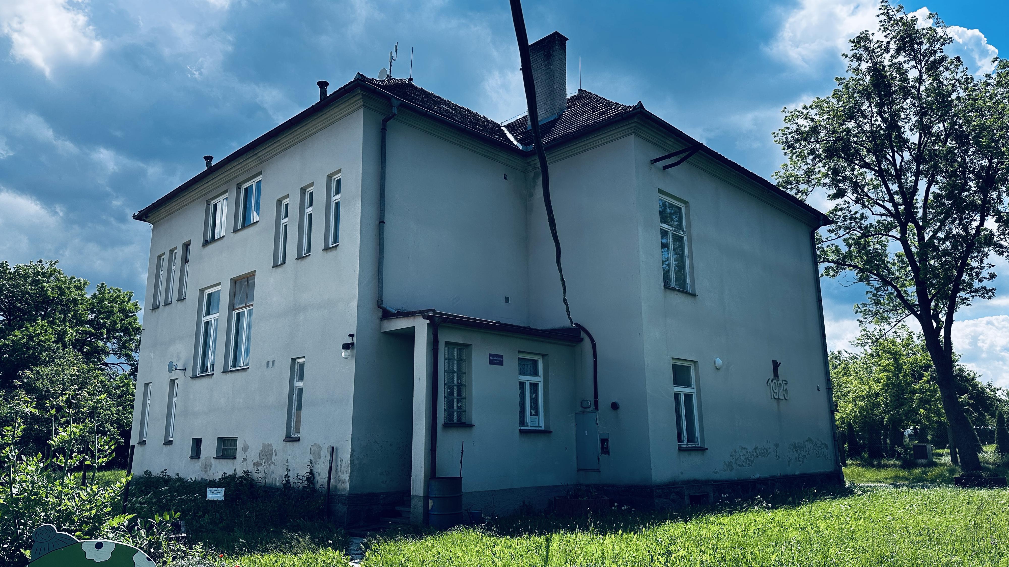 Místní knihovna Komušín foto 6