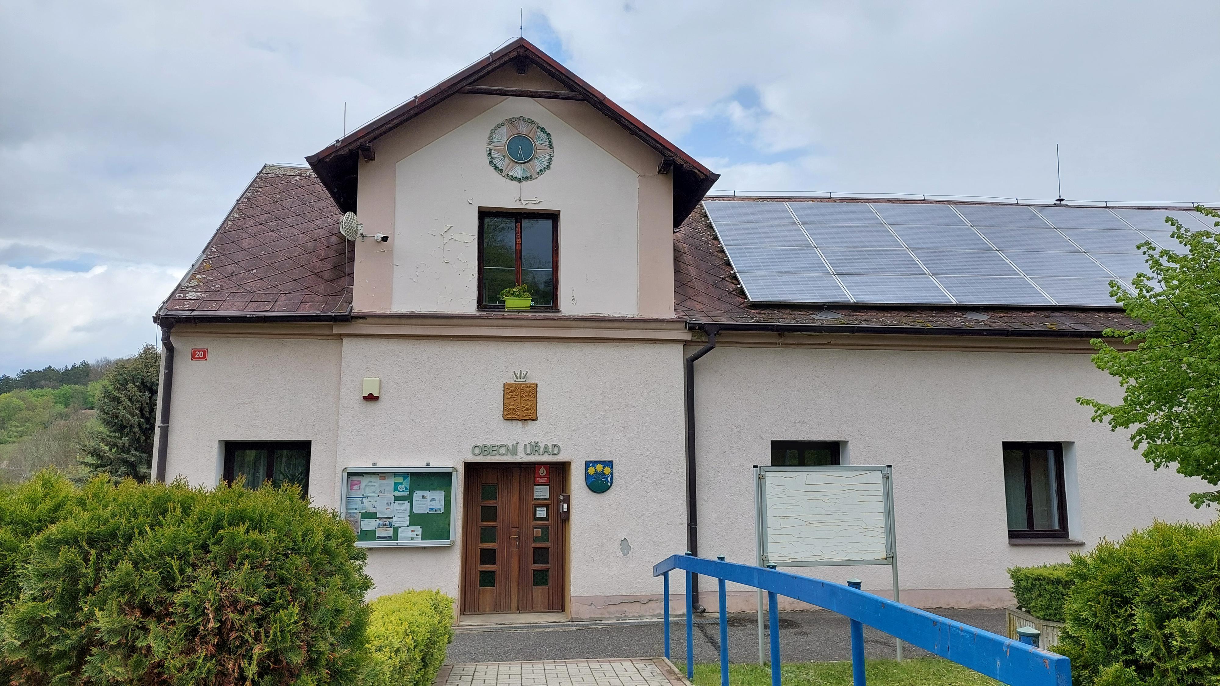 Korozluky - obecní úřad