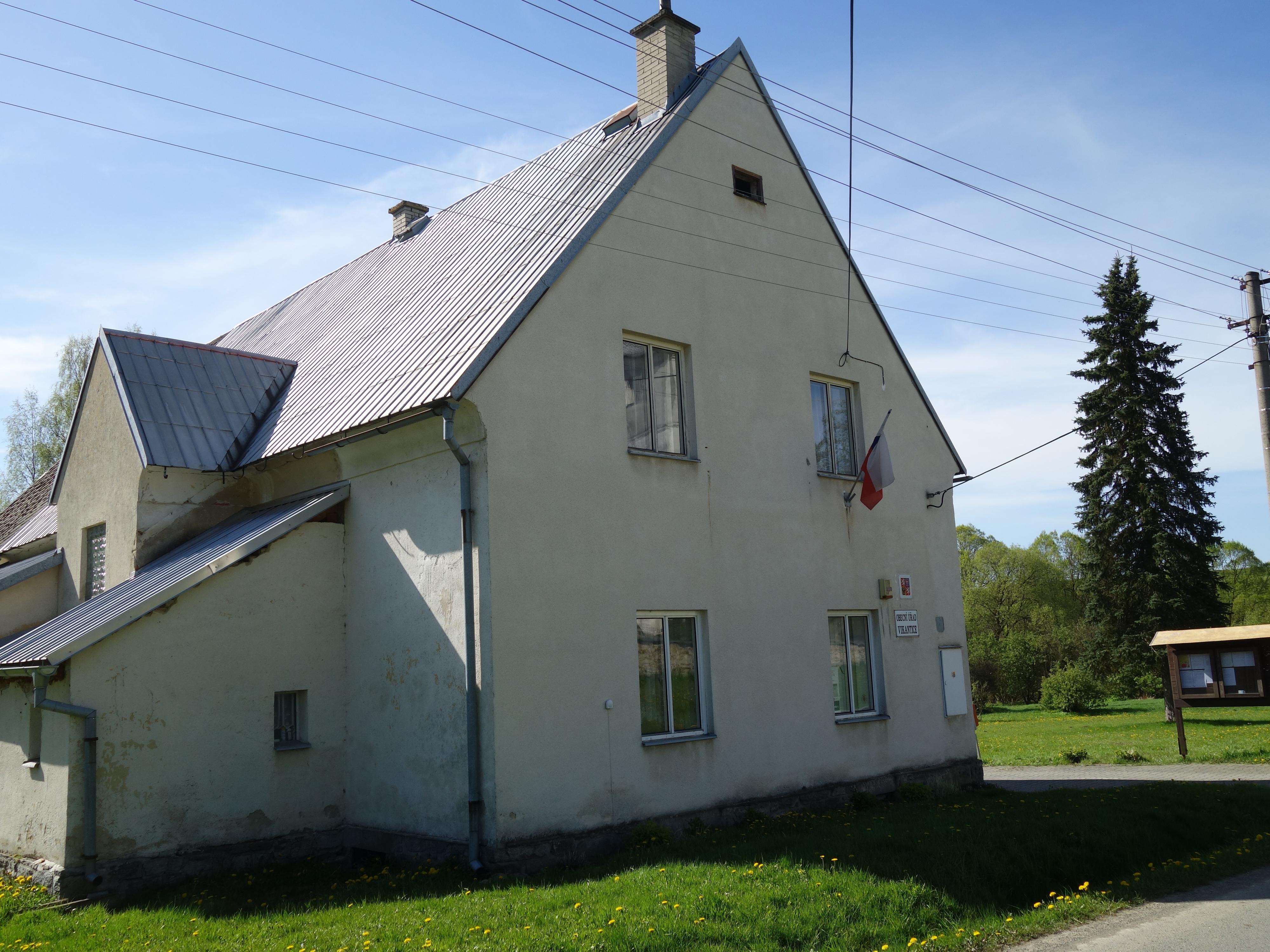 Vikantice - obecní úřad foto 3