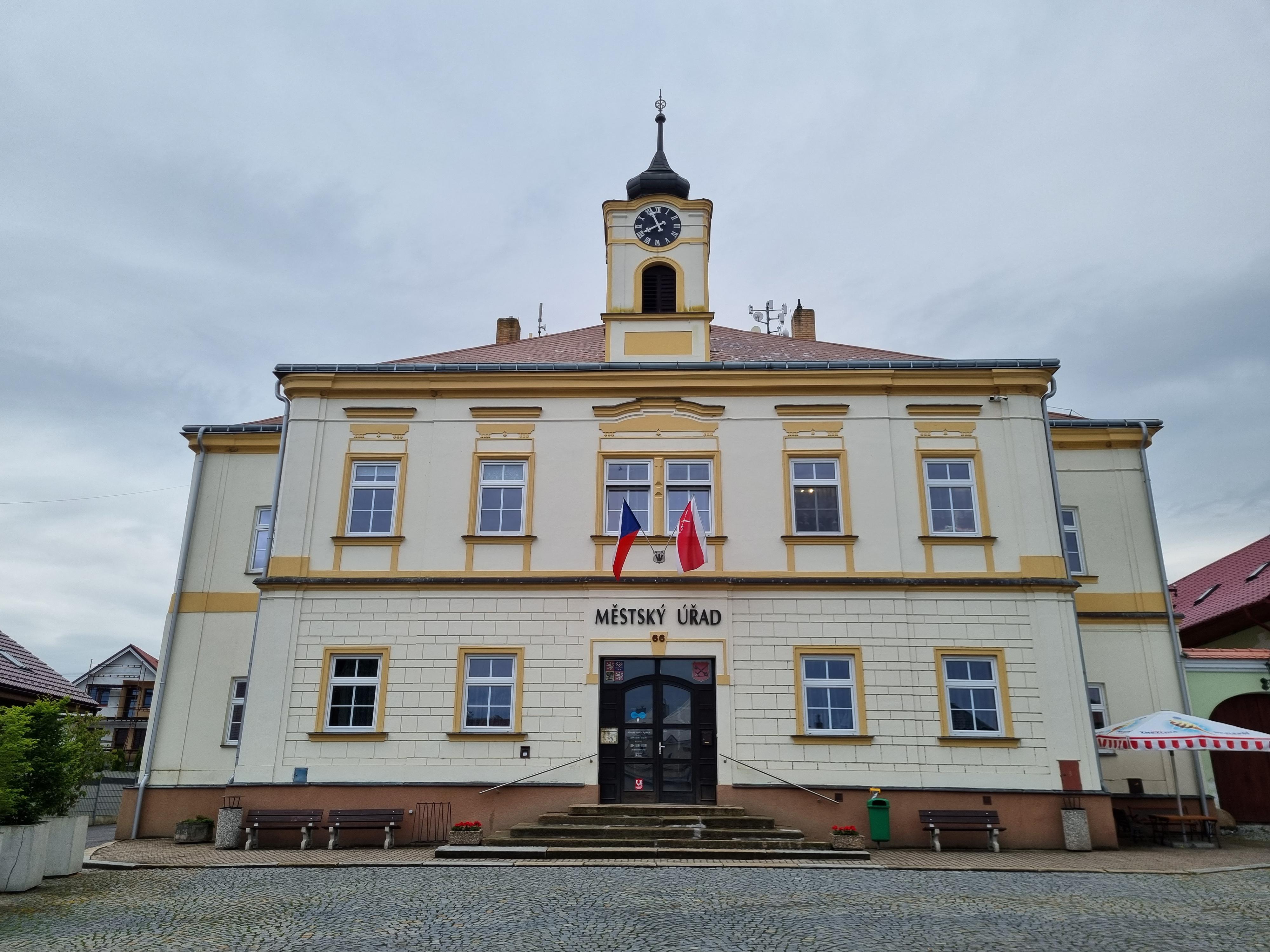 Habry - městský úřad foto 5