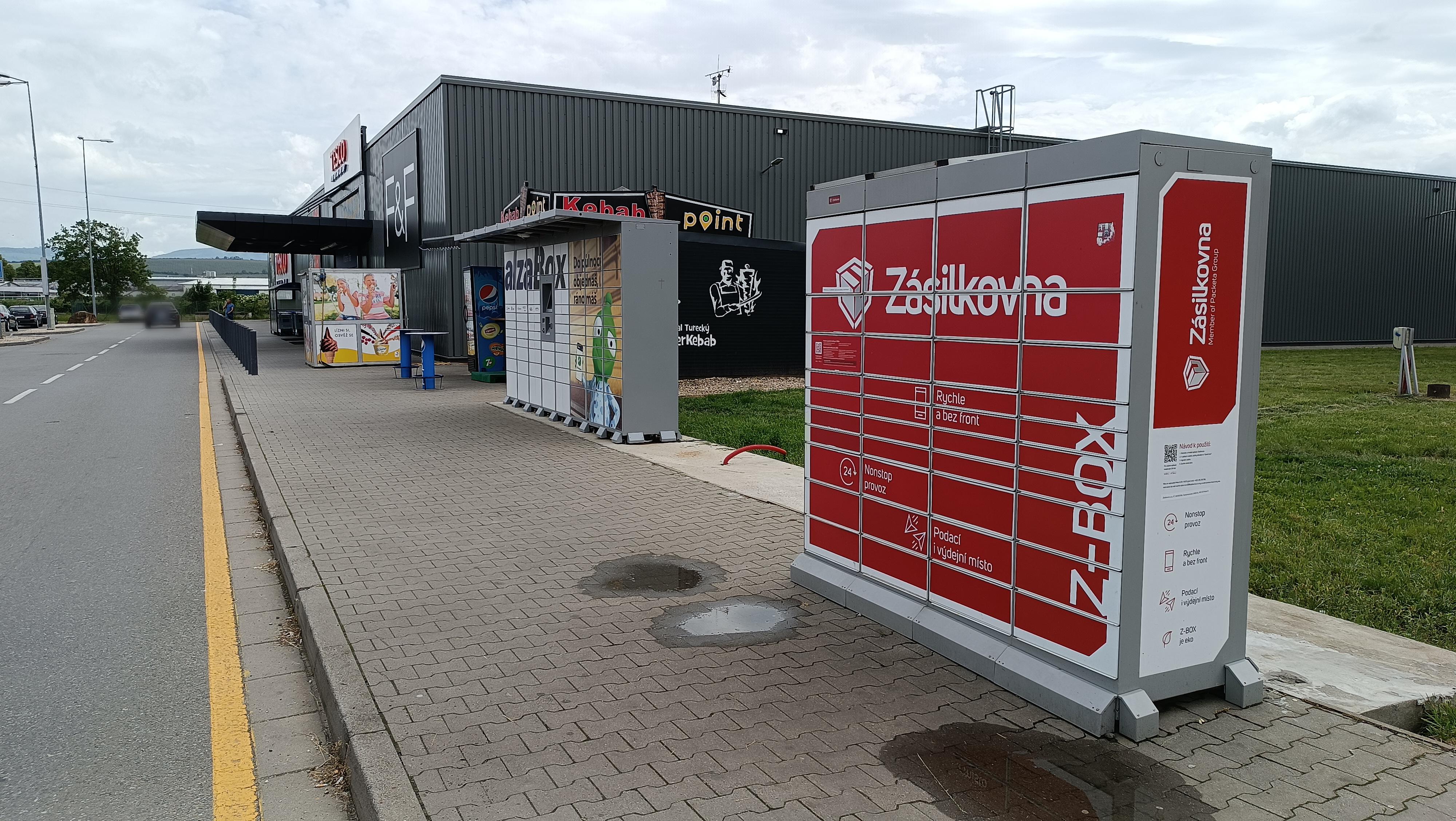Z-BOX foto 1