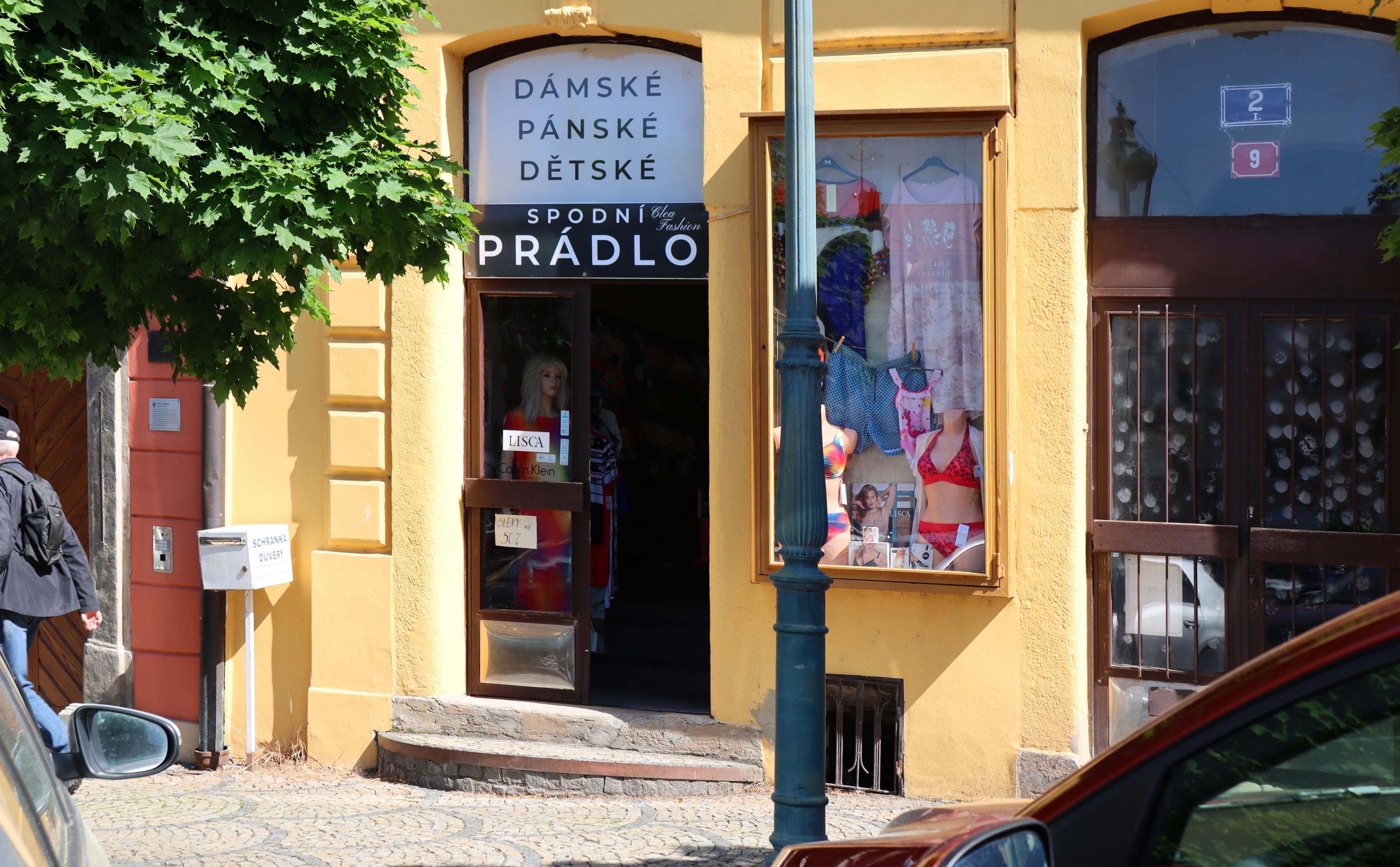 Iveta Roušarová - Spodní prádlo Chrudim foto 2