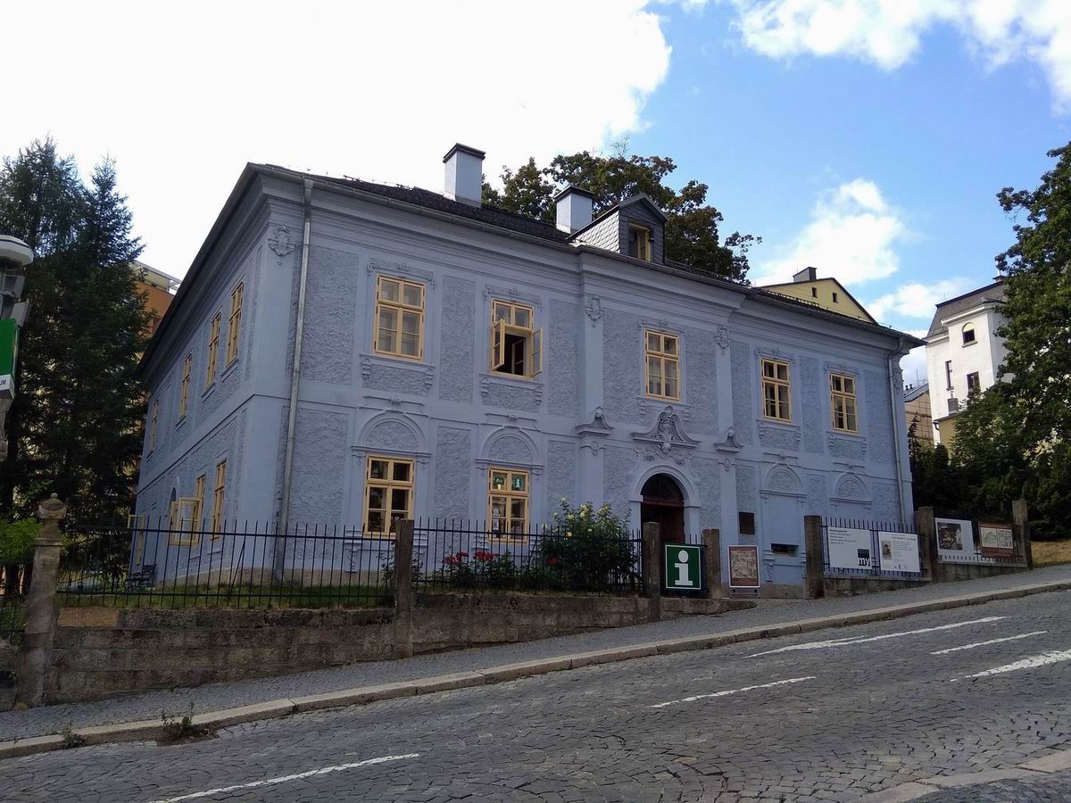 Dům Jany a Josefa V. Scheybalových foto 6