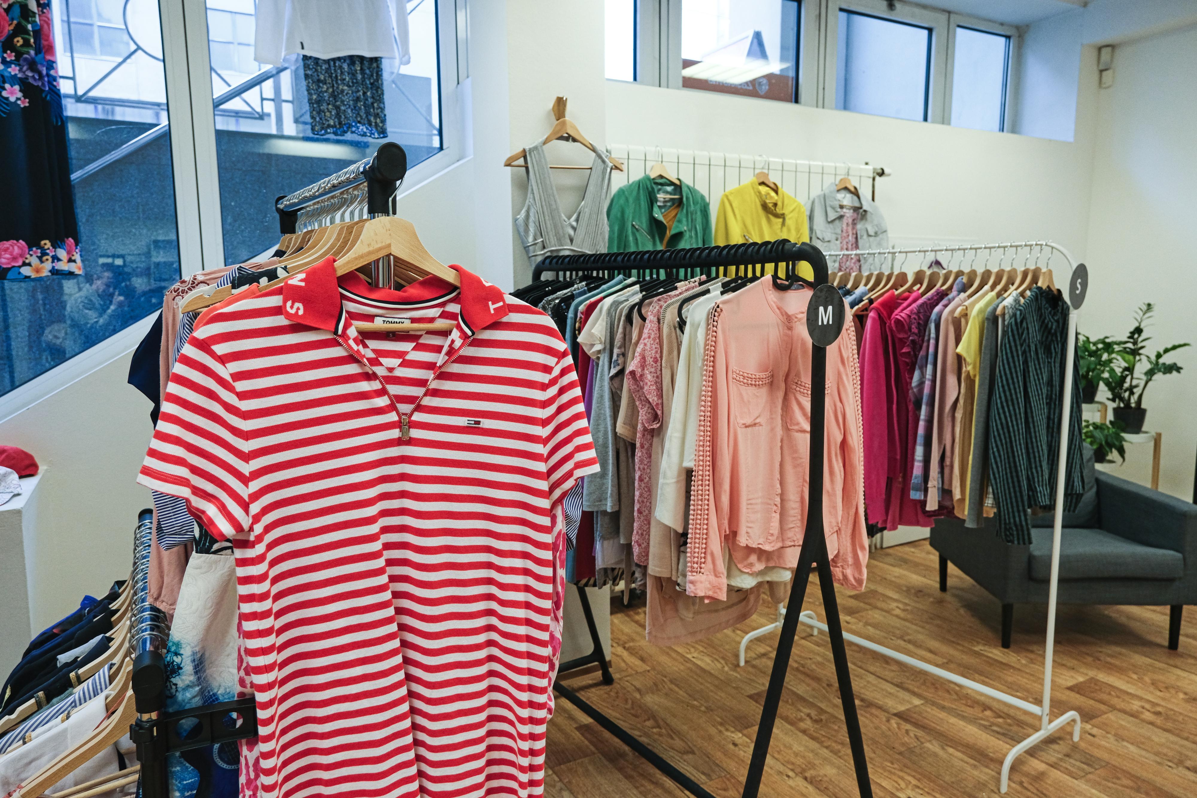 Fashion Charity Shop foto 2