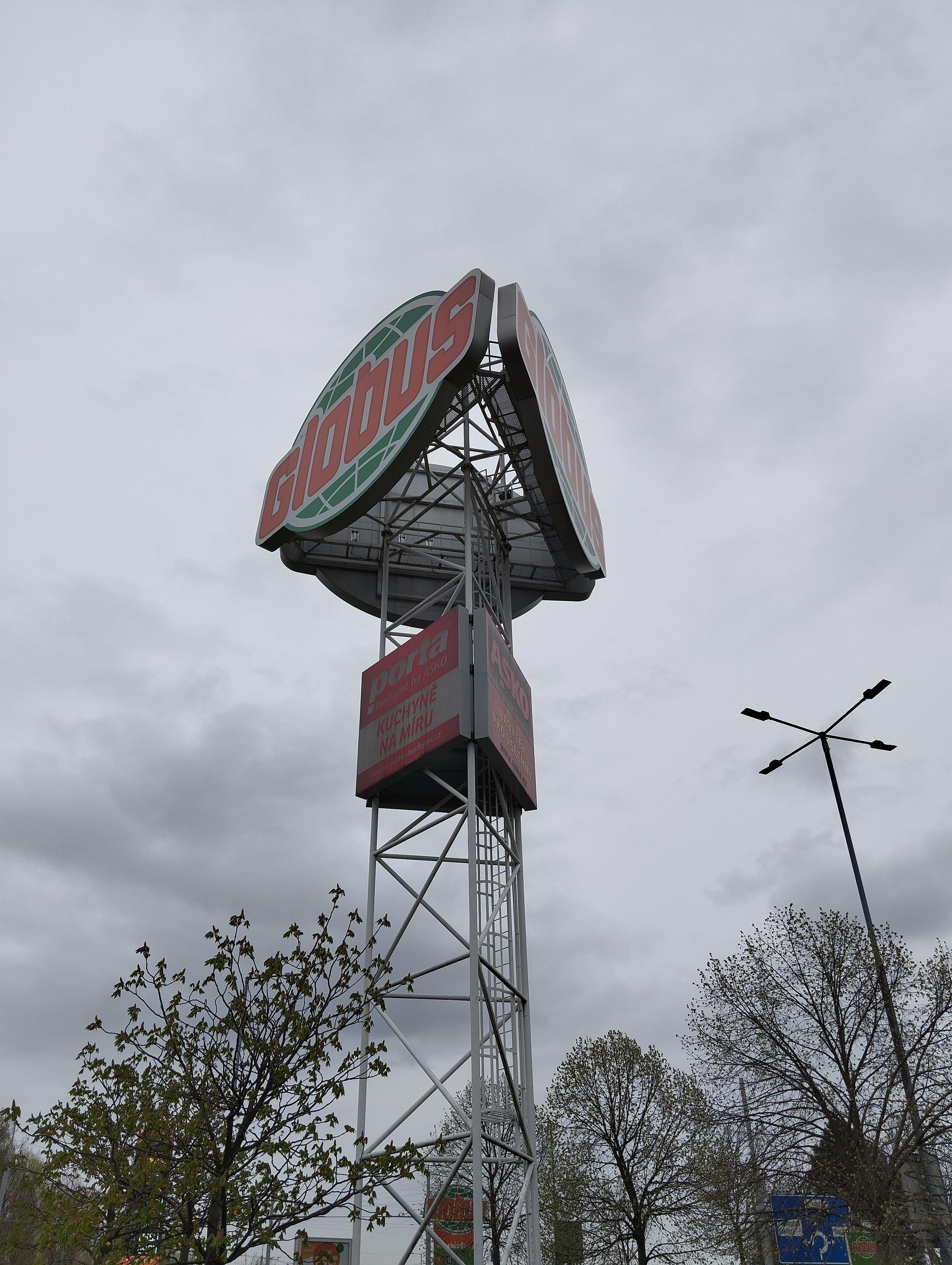 Globus Hypermarket foto 6