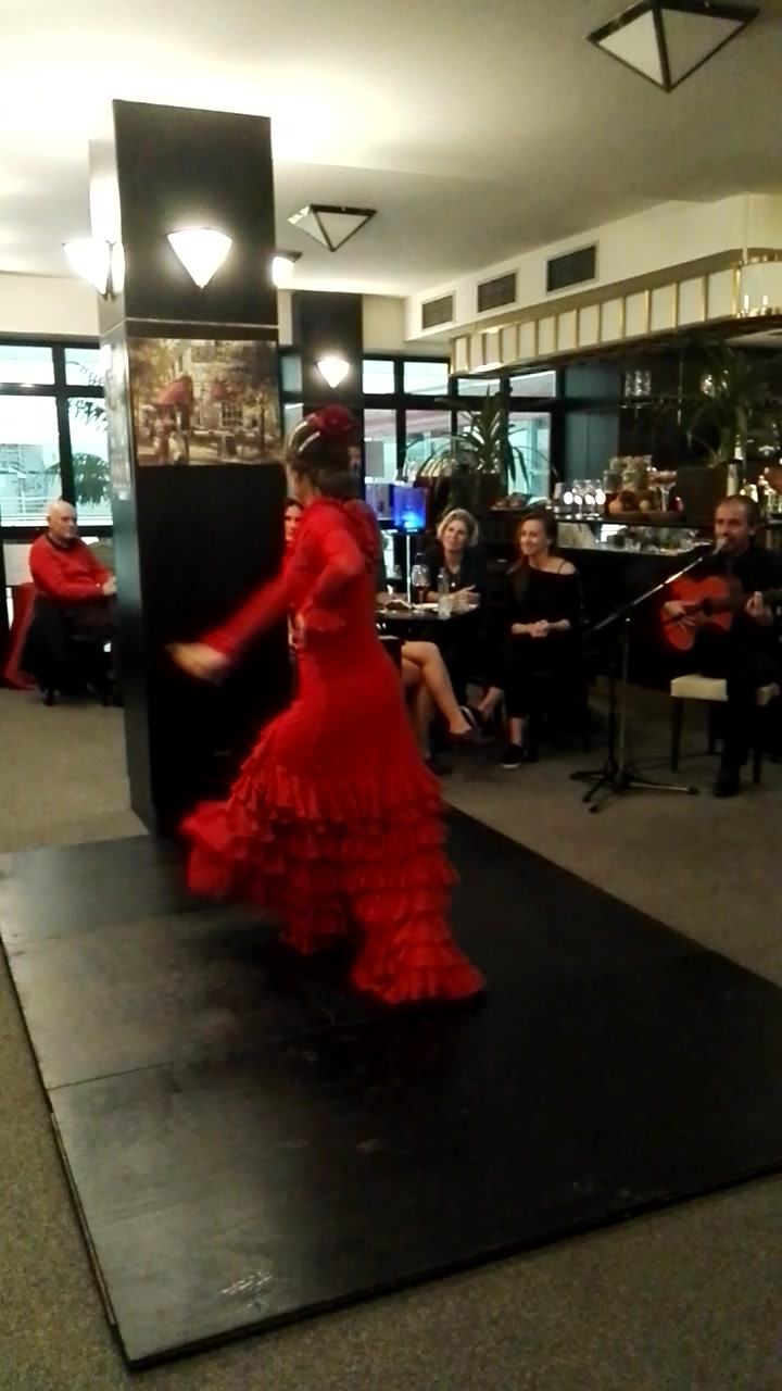 LA TERRAZA Španělská restaurace foto 2 (náhled videa)