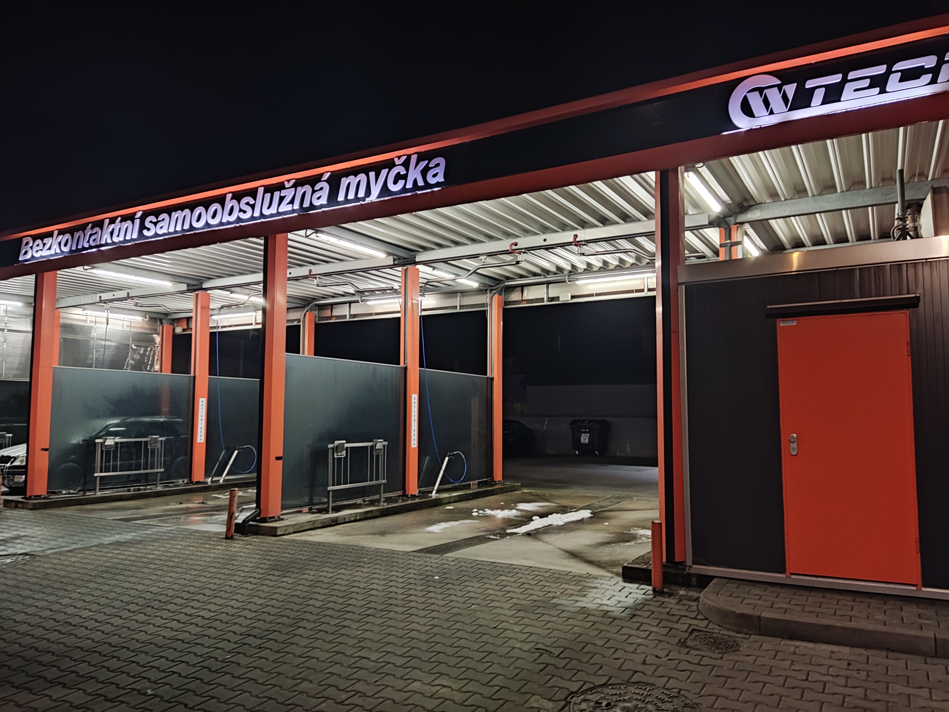 Bezkontaktní automyčka CW-TECH