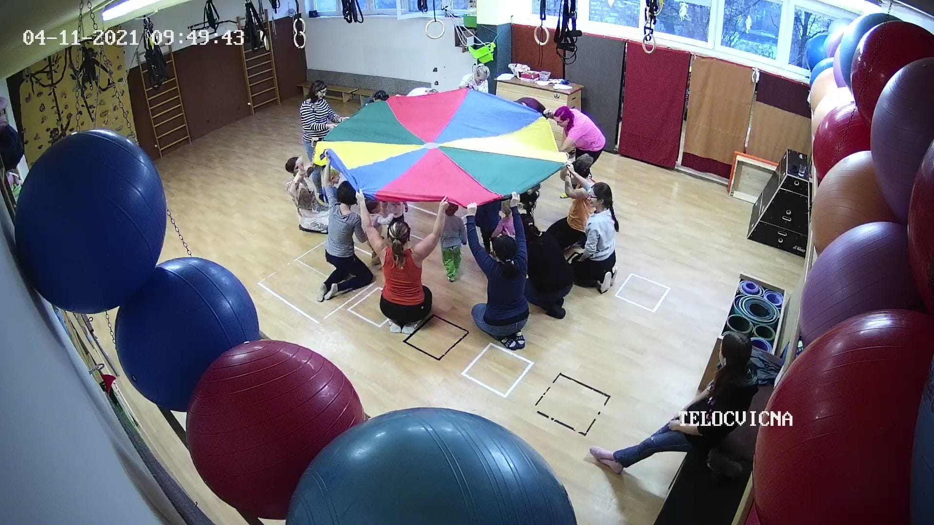 Klub SUN Náchod z.s. - mateřské centrum Hopsáček foto 3