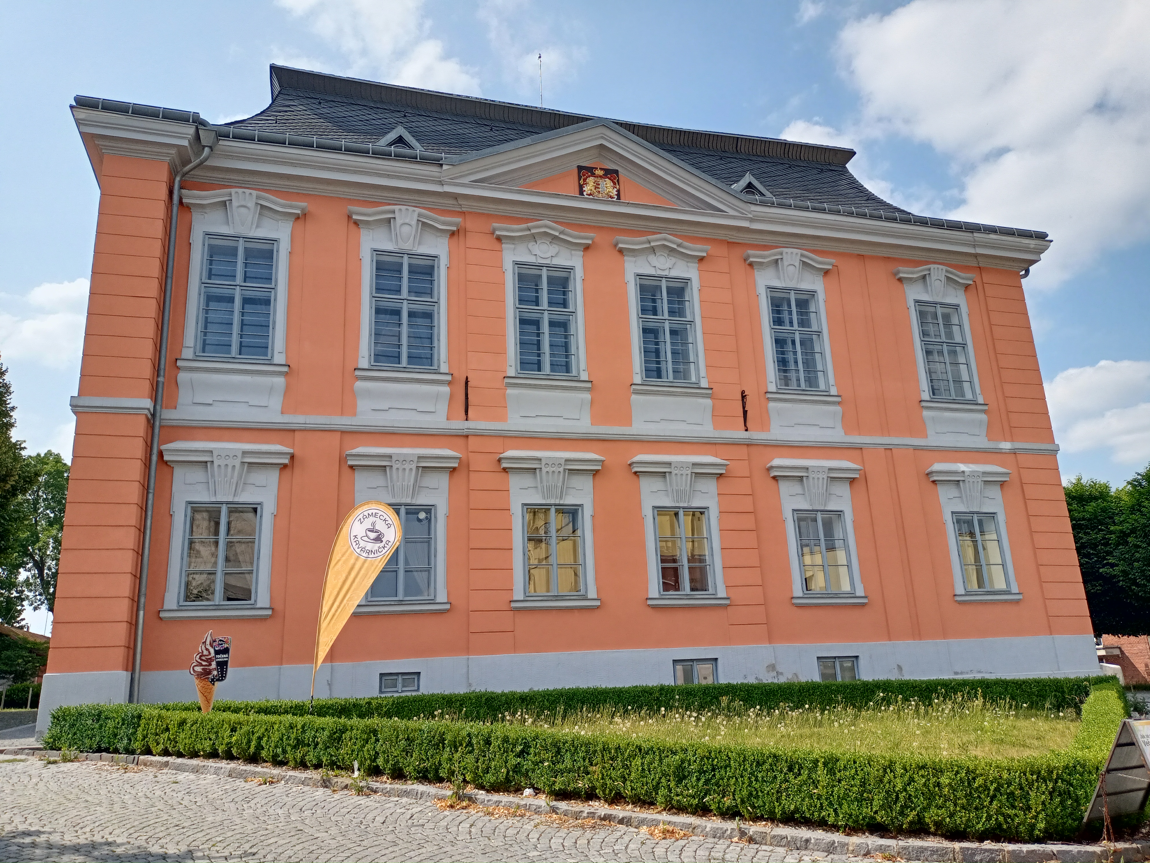 Zámek Lomnice nad Popelkou foto 6