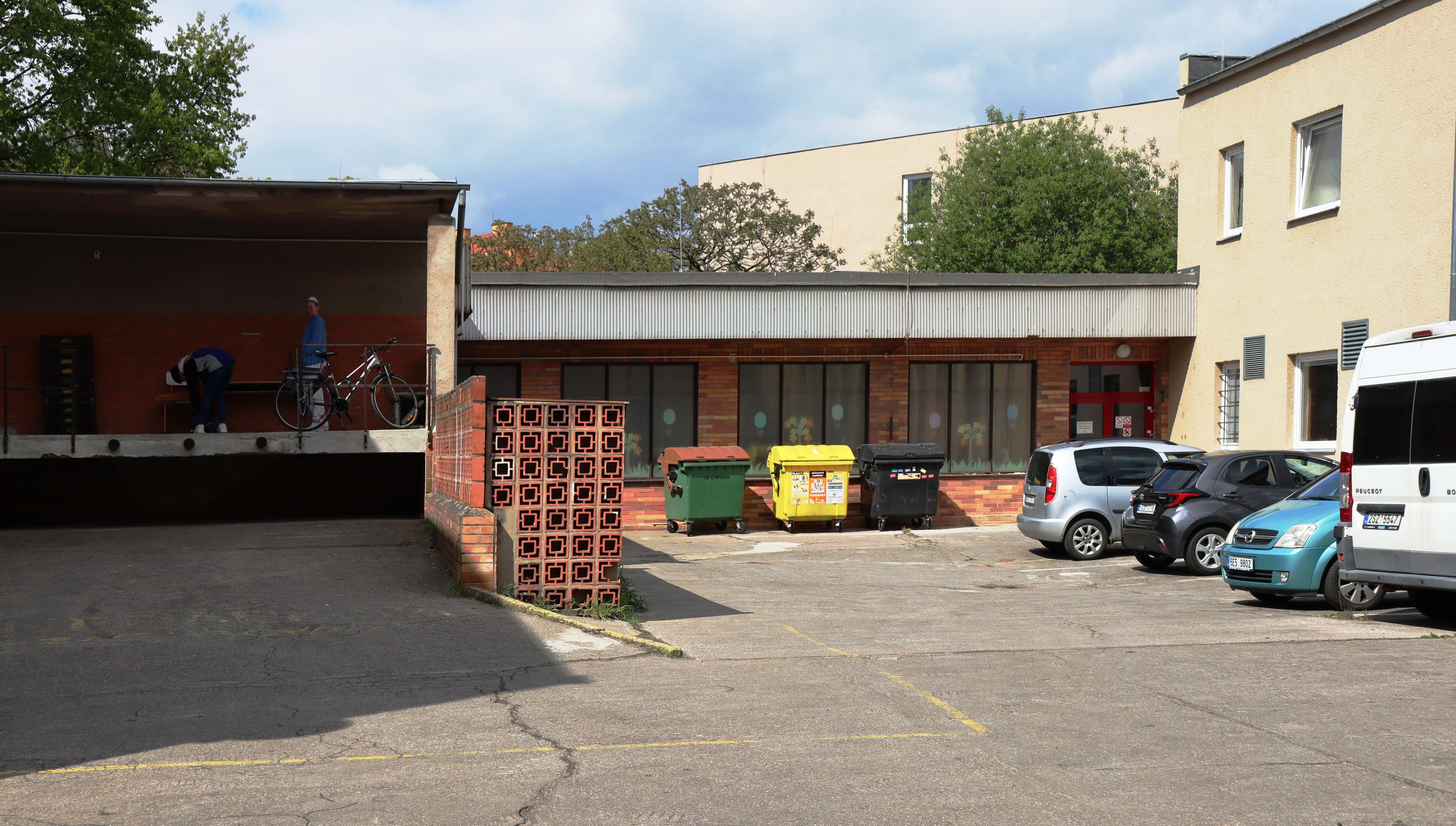 Základní škola, Chrudim, Dr. Peška 768 foto 4