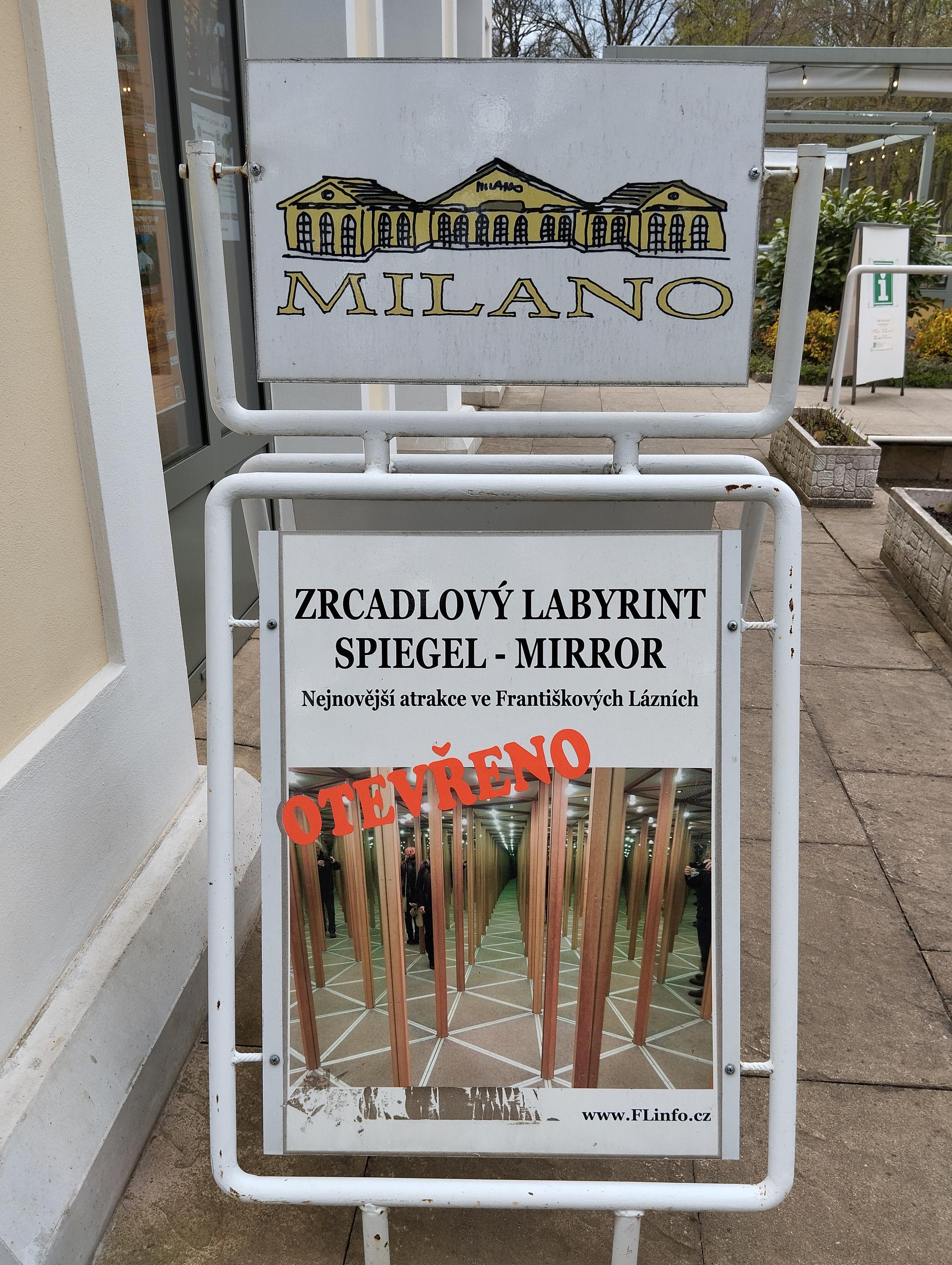 Zrcadlový labyrint foto 1