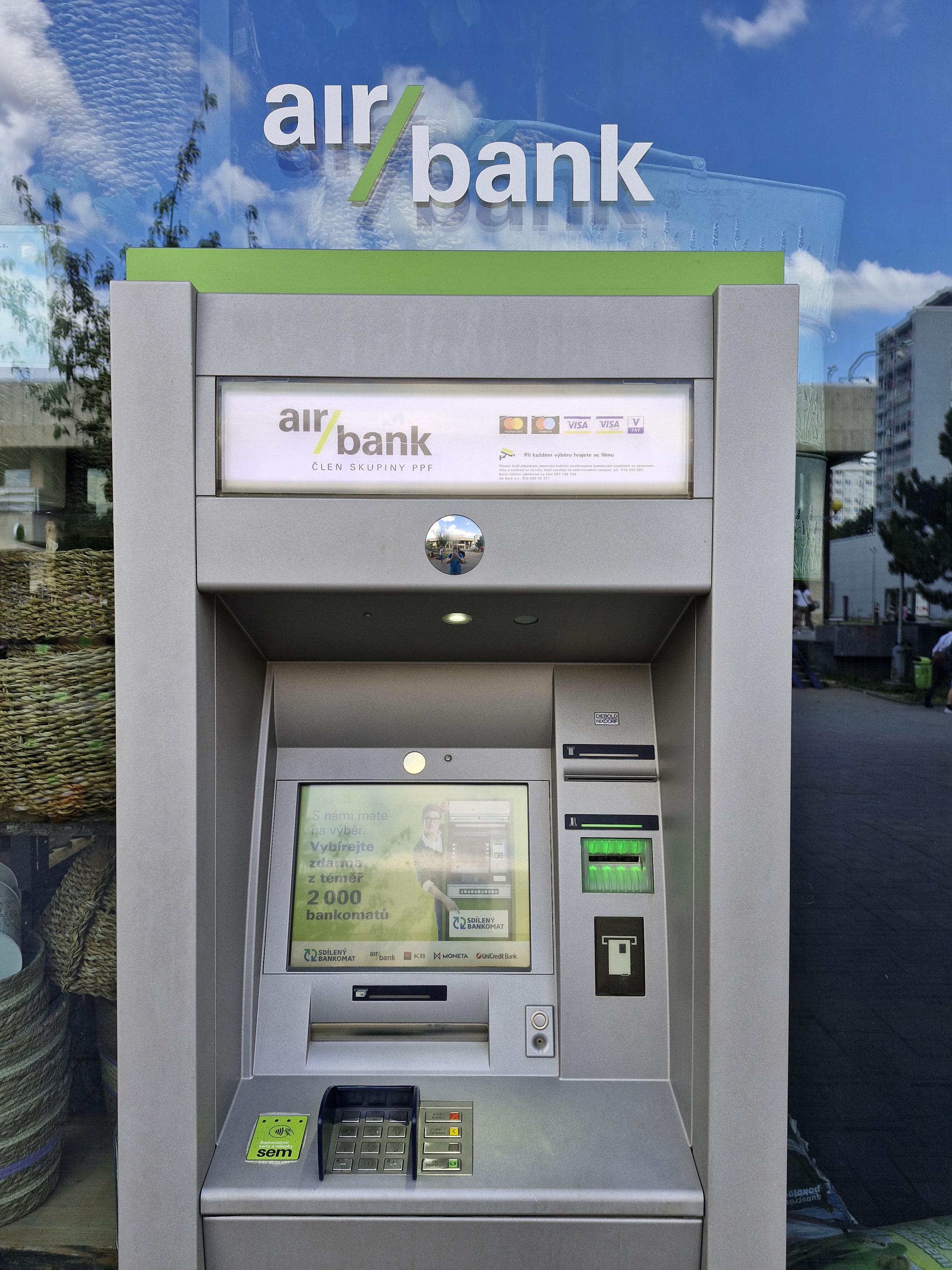 Bankomat Air Bank foto 2