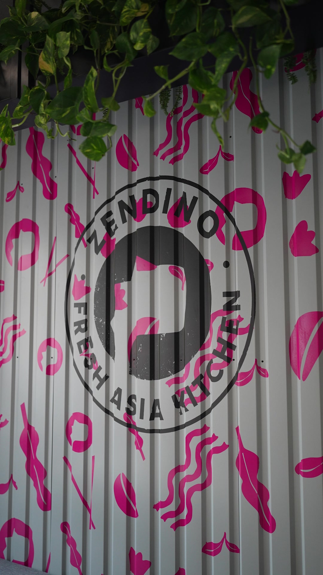 Zendino asijské bistro foto 2 (náhled videa)