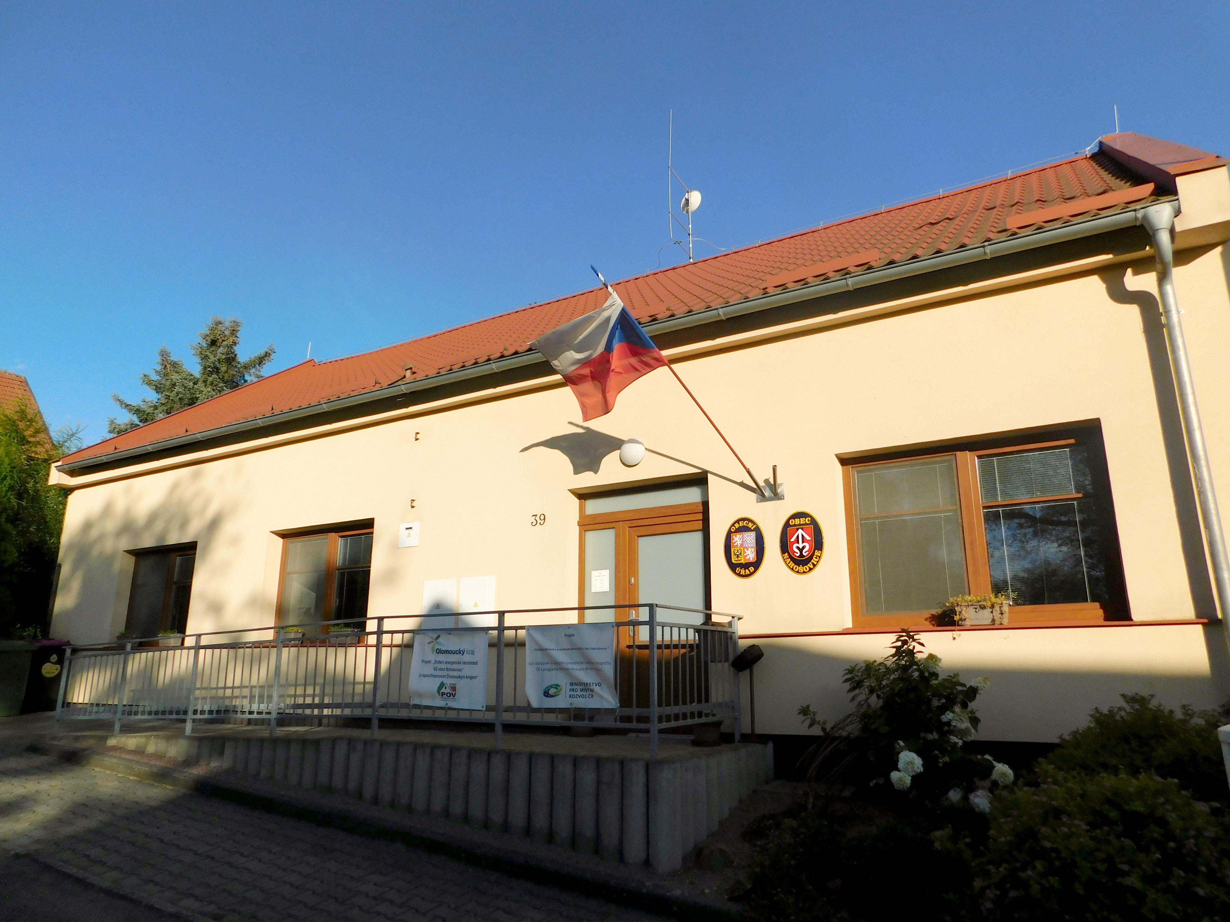 Nahošovice - obecní úřad foto 2