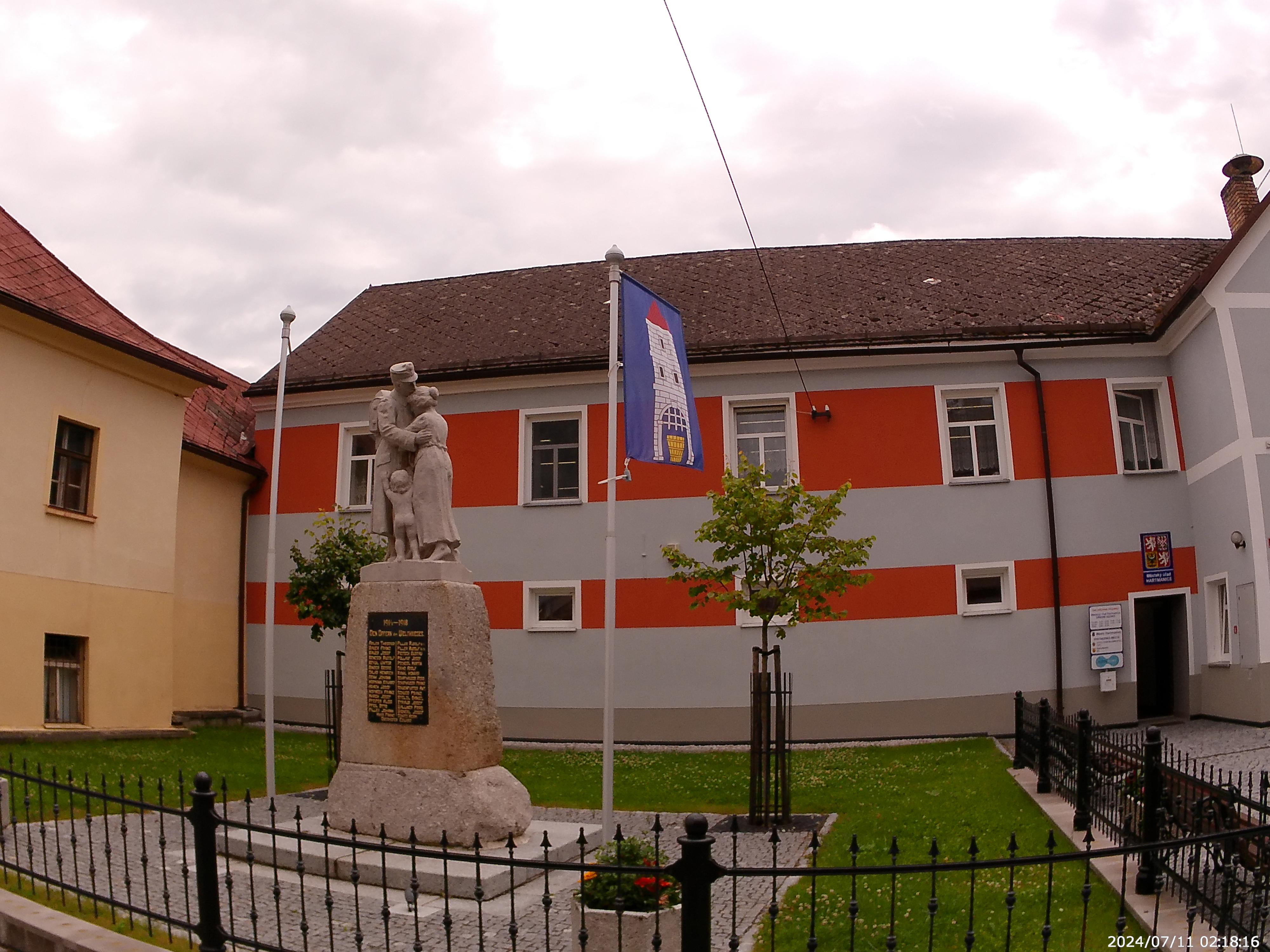Hartmanice - městský úřad foto 5