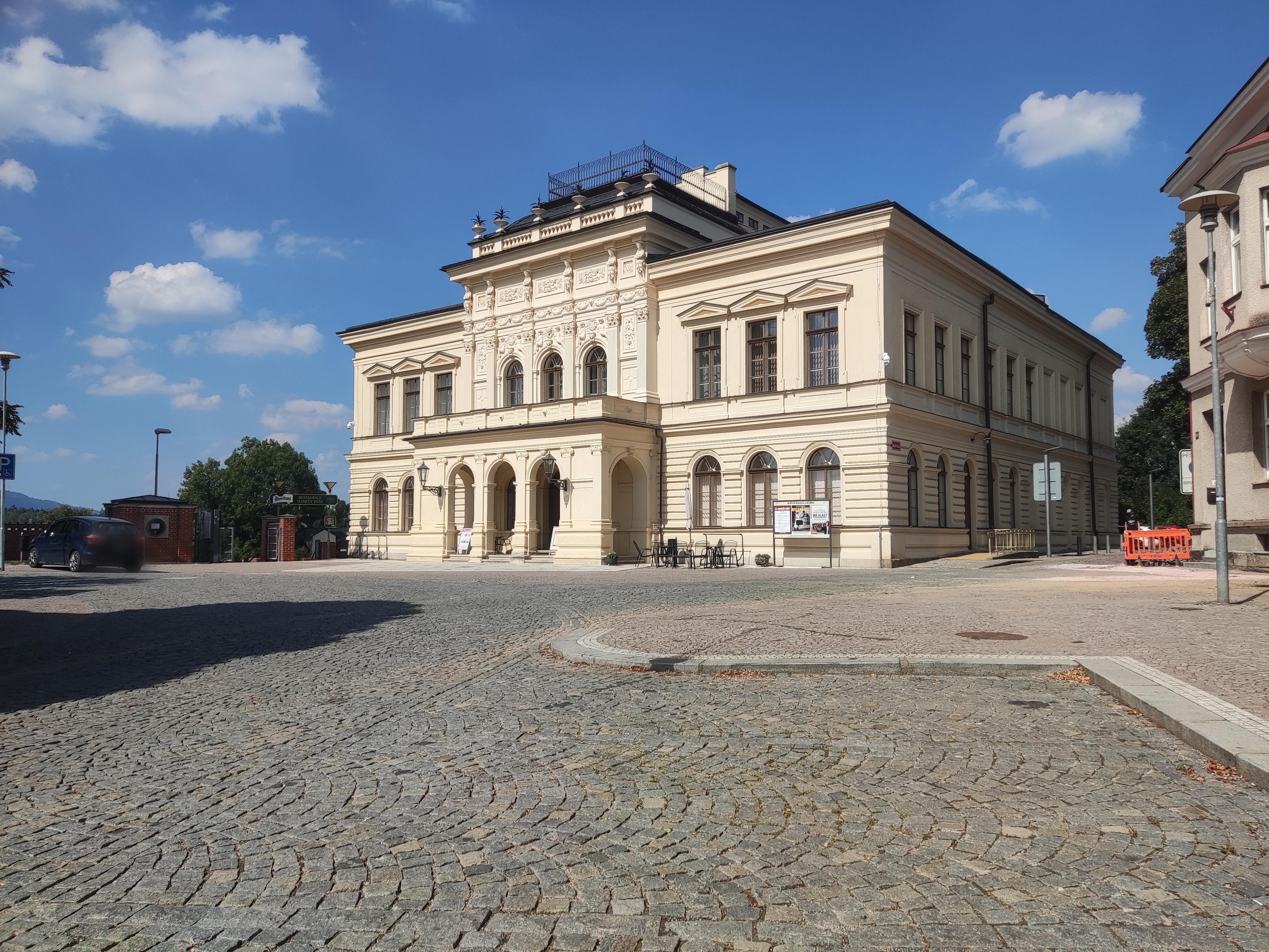 Hankův dům, městské kulturní zařízení