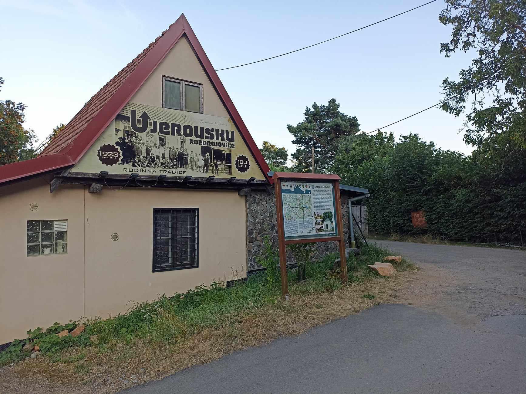 Občerstvovna U JEROUŠKŮ foto 4