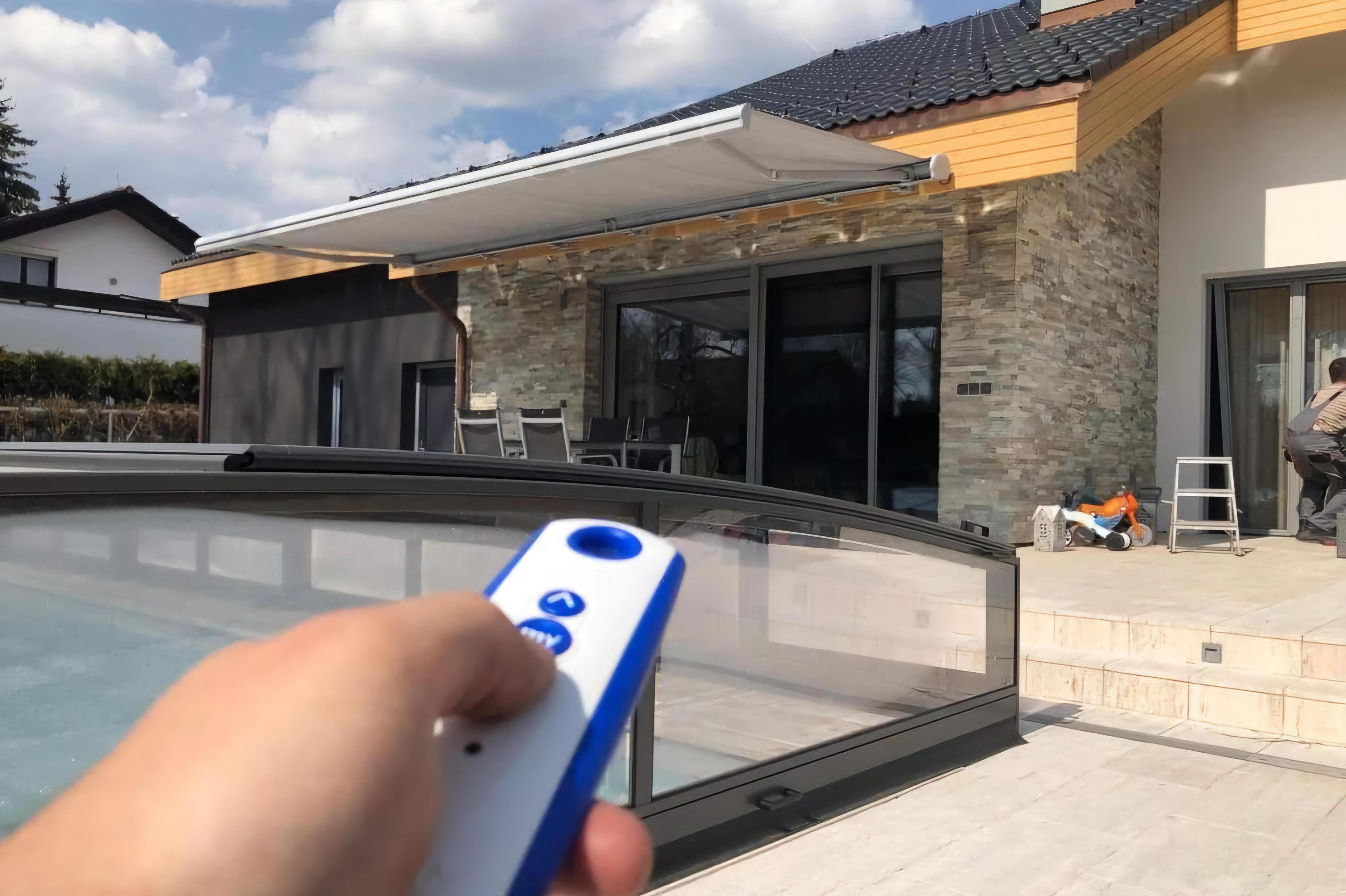 Sunglare stínící technika