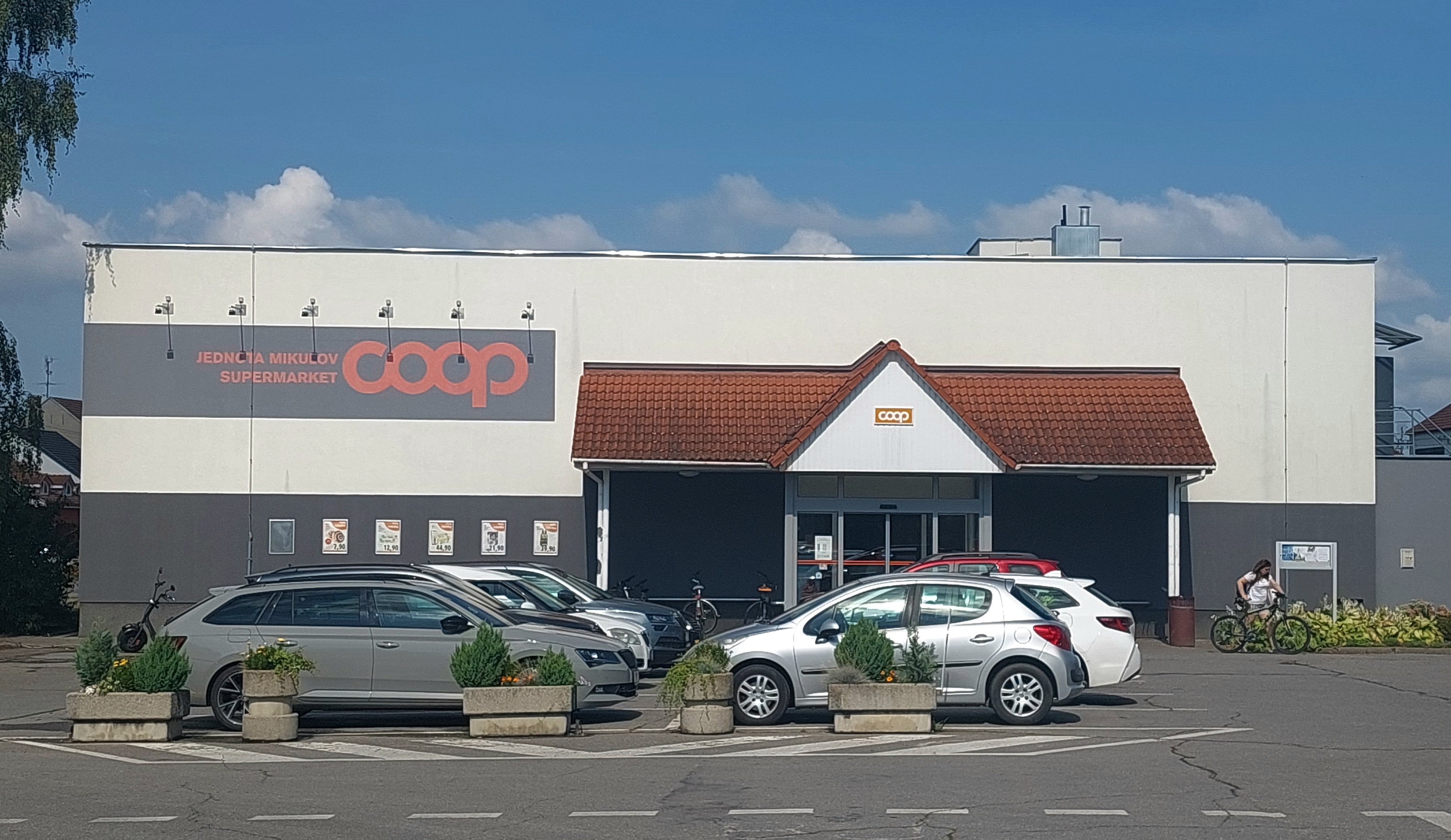 COOP - Jednota, spotřební družstvo v Mikulově foto 4