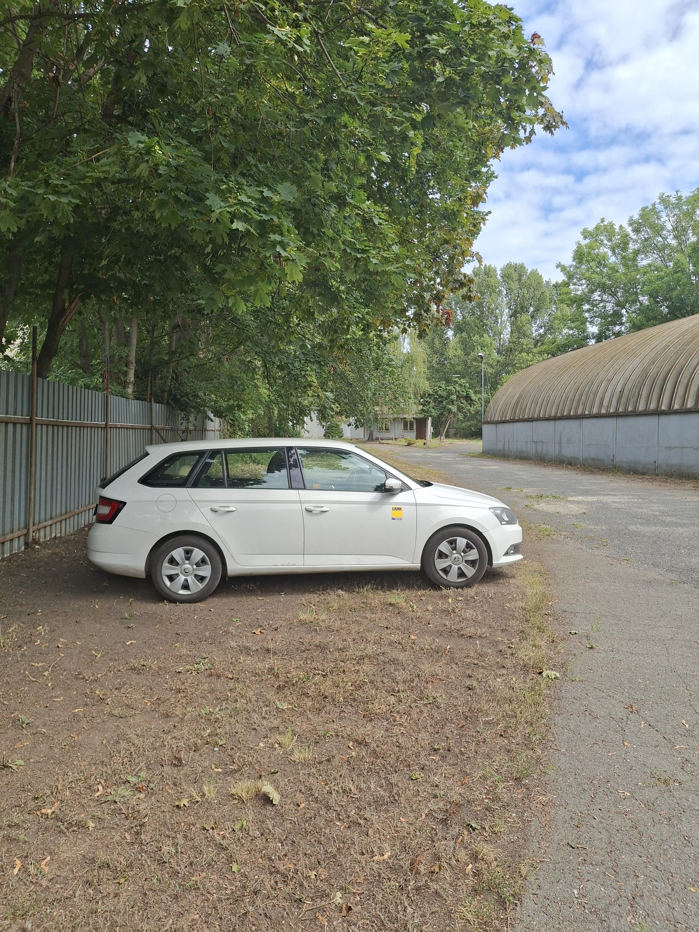 Parking UAMK Petřín foto 2