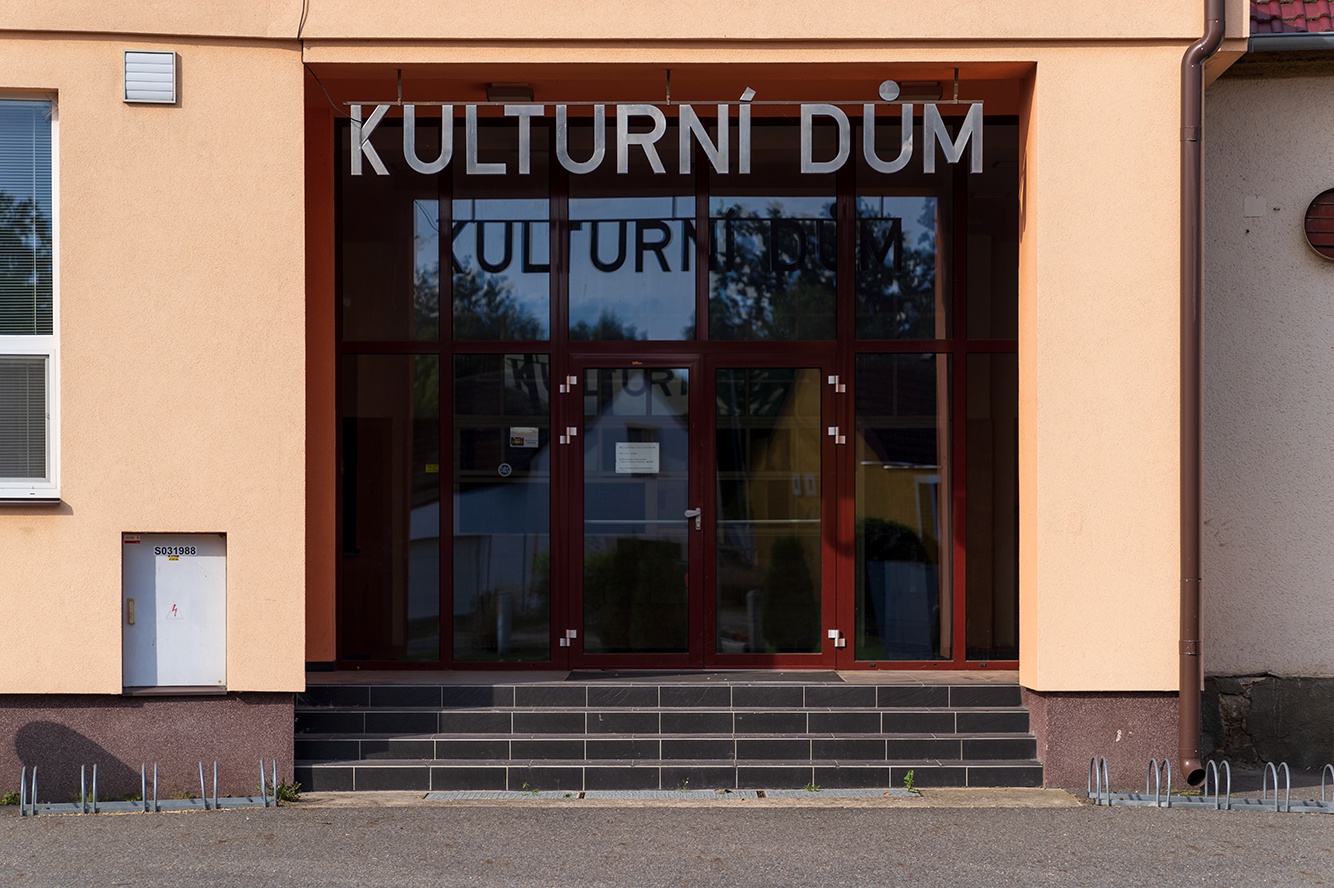 Kulturní dům Čejetice foto 3