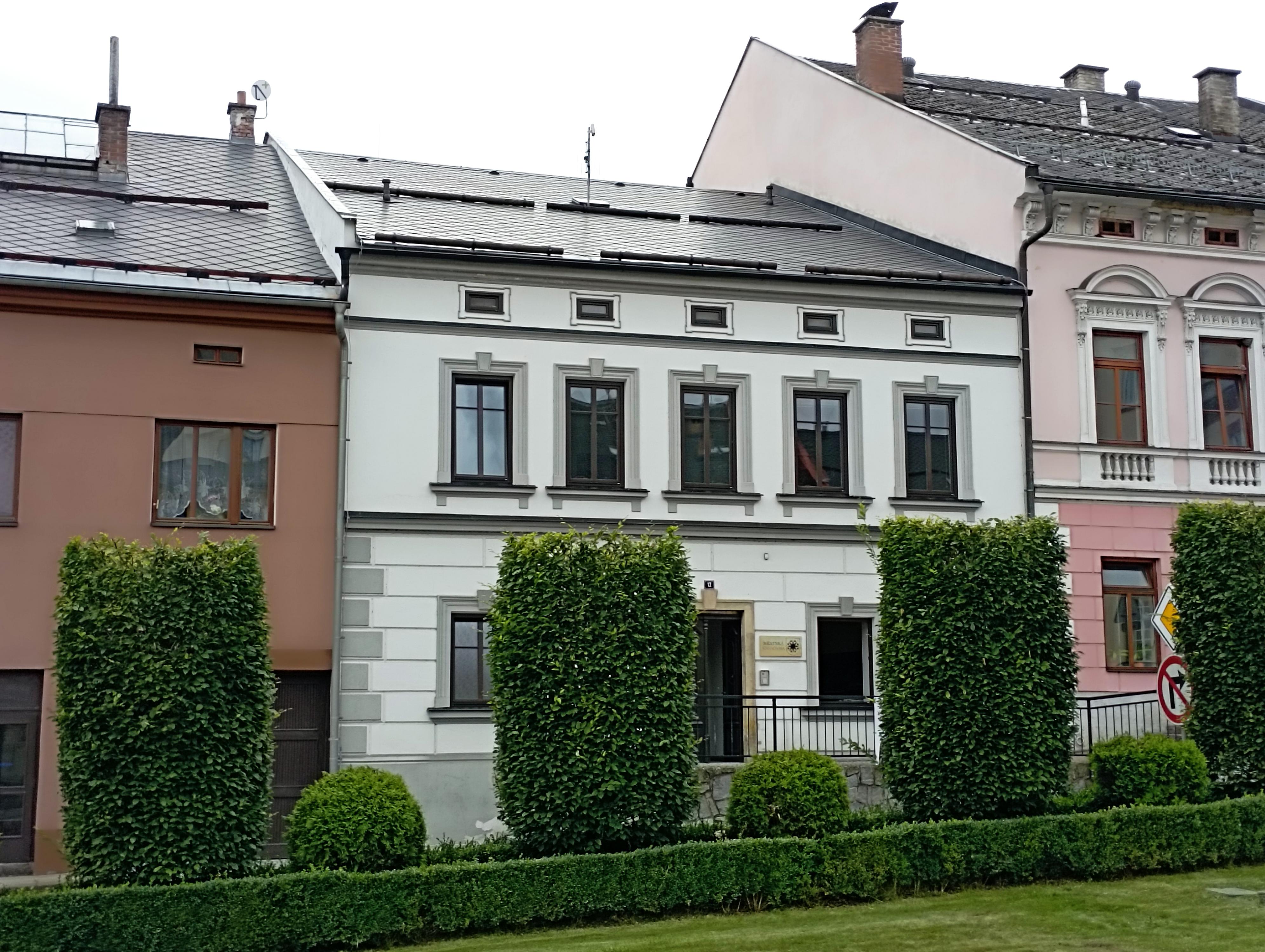 Městská knihovna Štíty